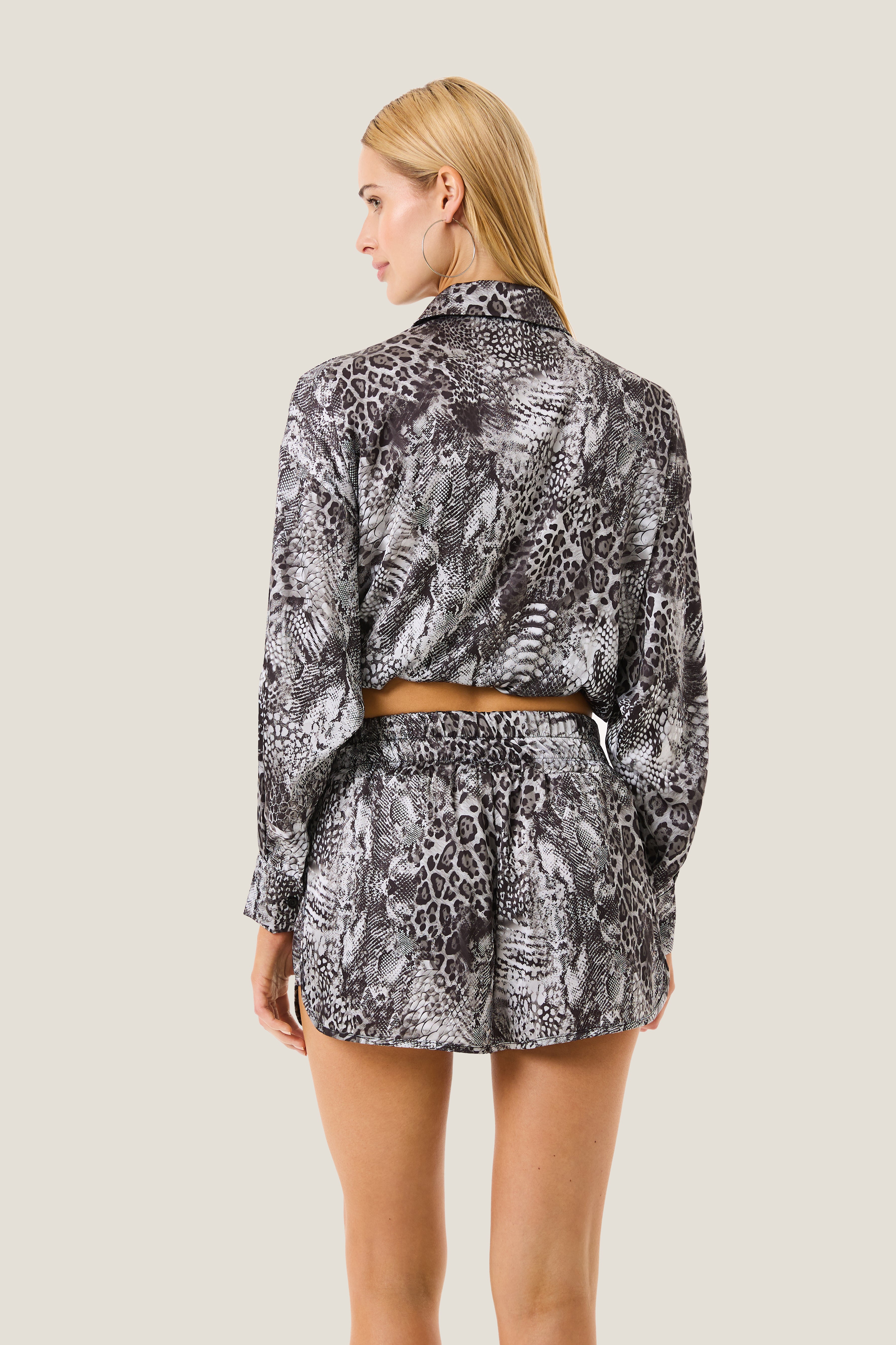 4giveness-camicia-con-nodo-animalier-resort-cover-up-donna image 2