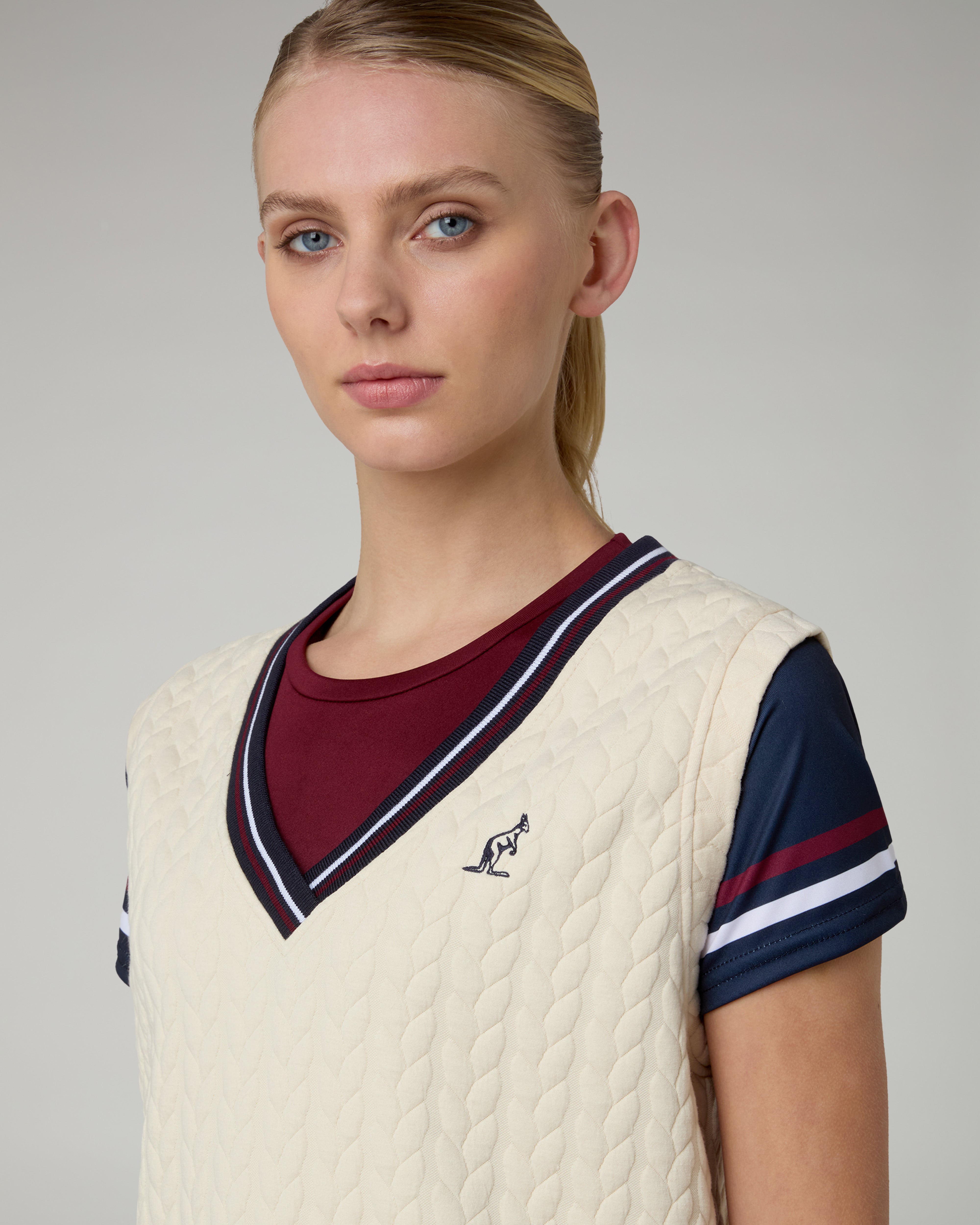 australian-perfect-gilet-tennis-latte image 4