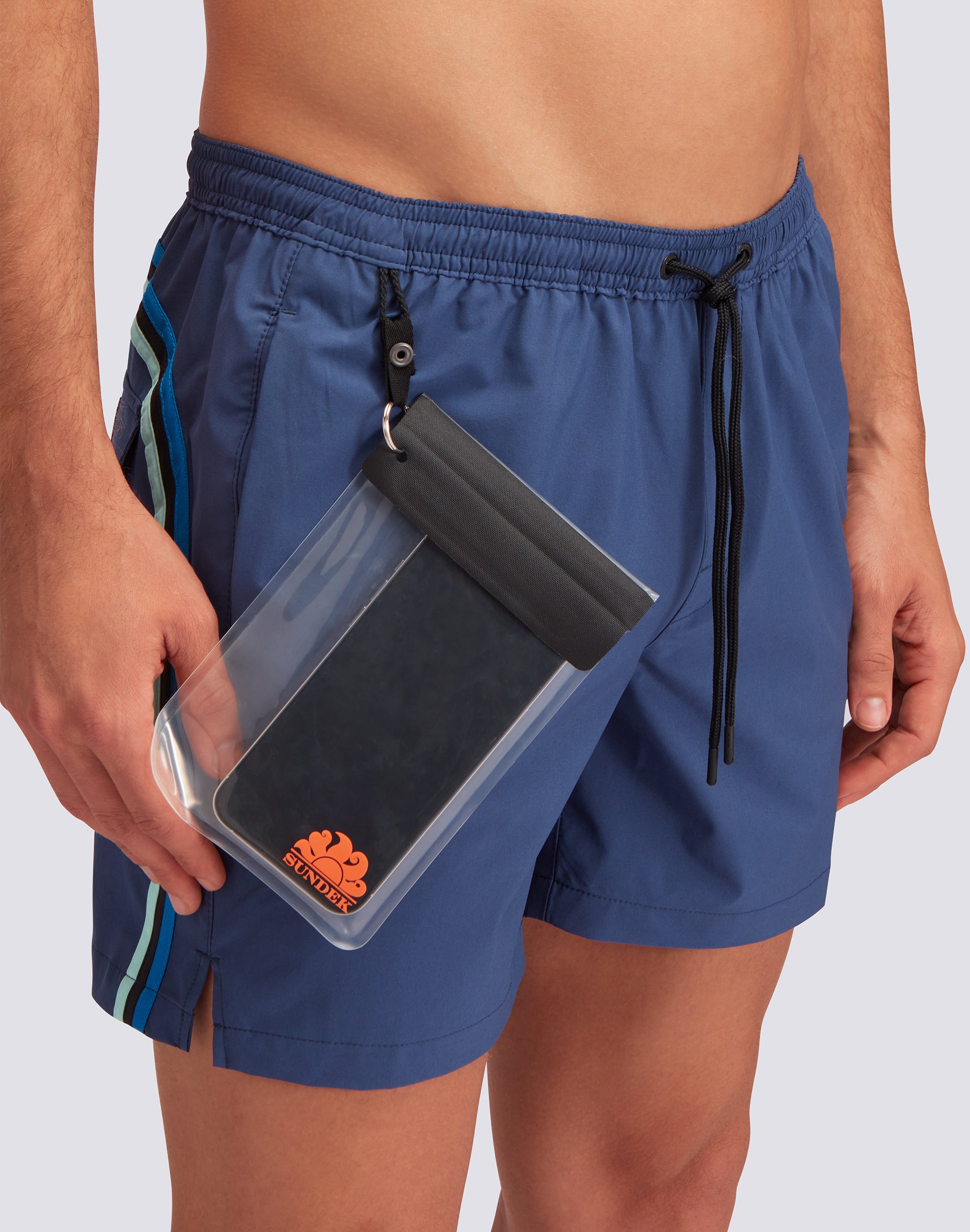 sundek-costume-da-bagno-uomo-vita-elasticata-4-way-stretch-con-custodia-removibi-2 image 2