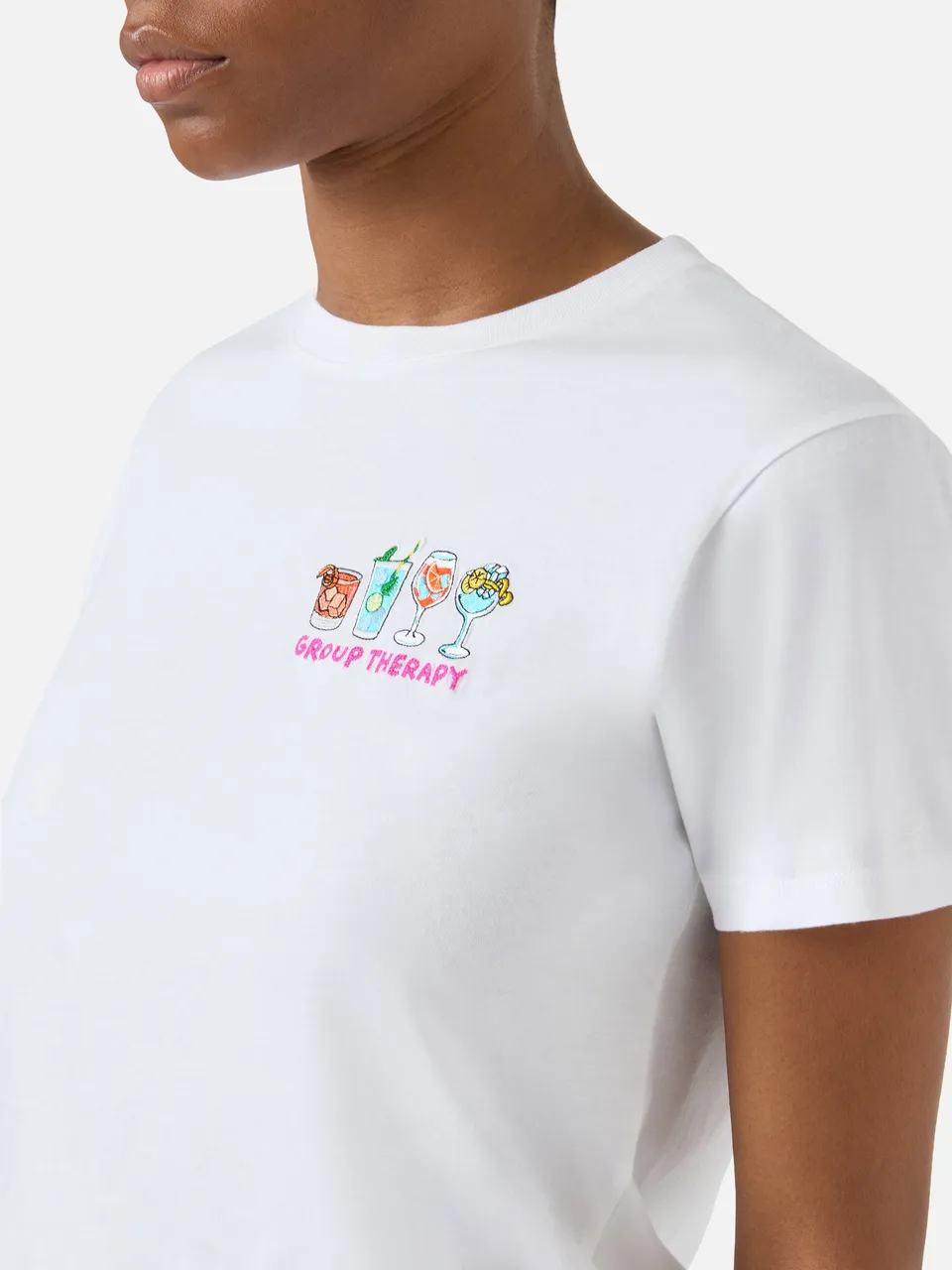 mc2-saint-barth-t-shirt-emilie-donna-bianca-con-ricamo-group-therapy image 1