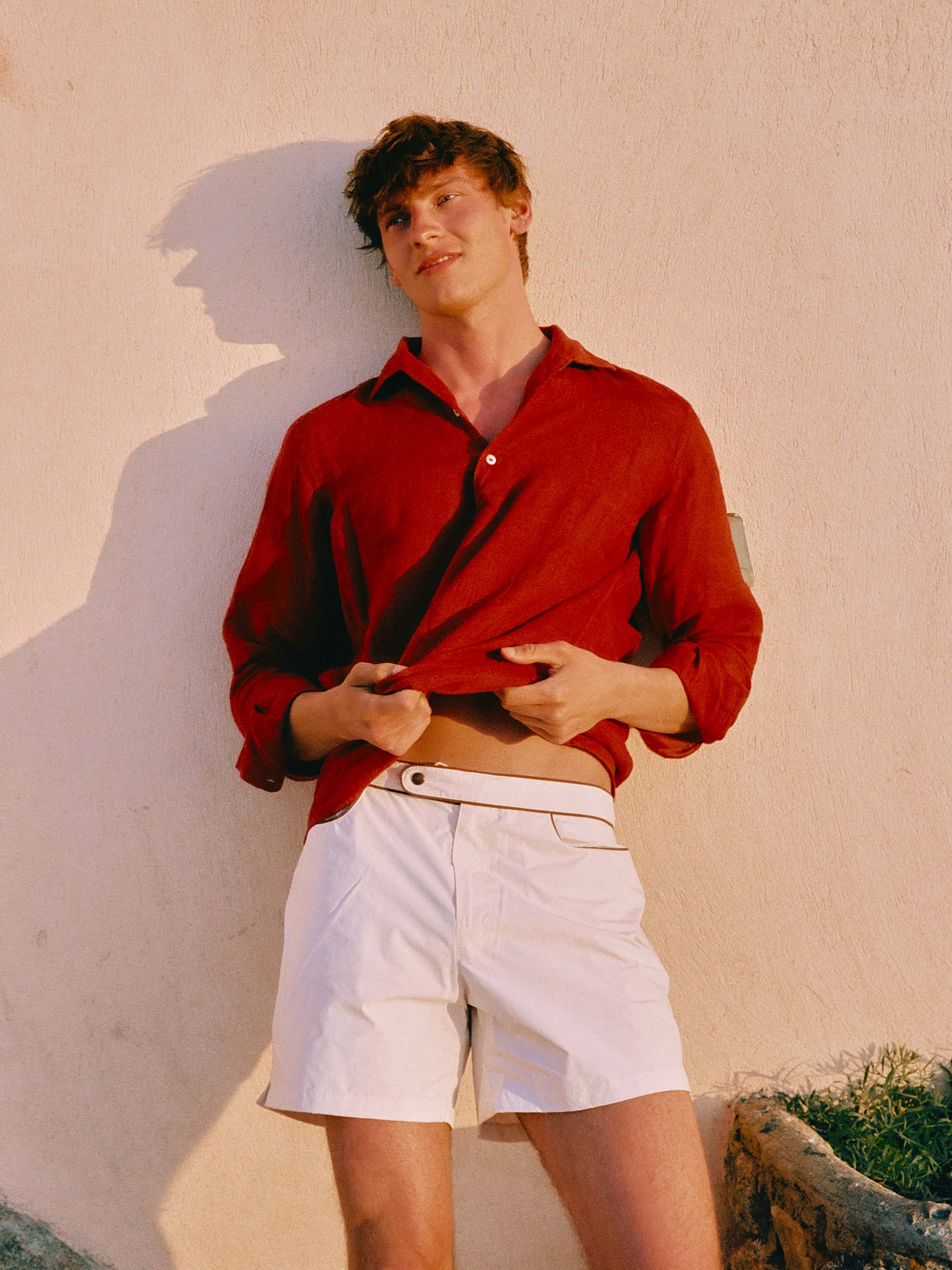 mc2-saint-barth-raphael-polo-uomo-in-lino-rosso-maniche-lunghe image 2