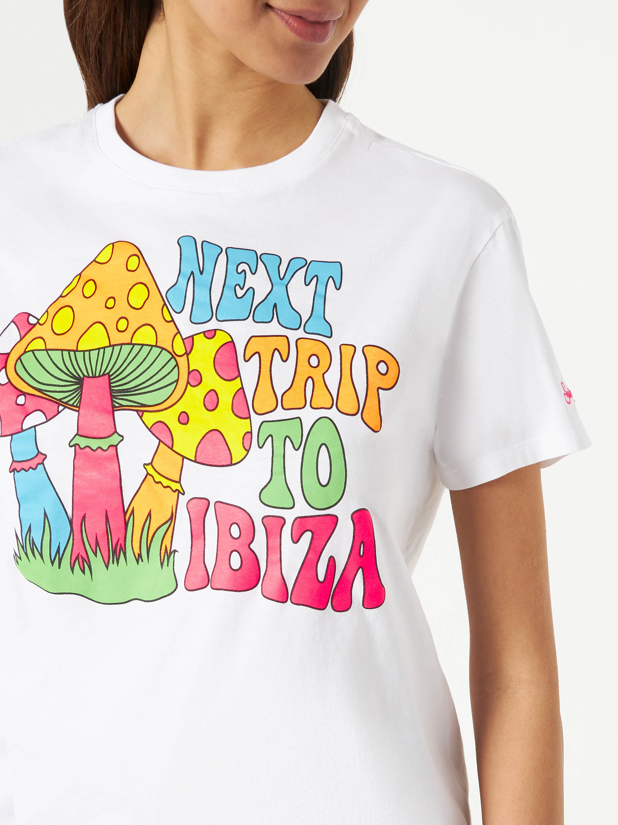 mc2-saint-barth-emilie-t-shirt-donna-in-cotone-bianco-con-stampa-mushrooms-ibiza image 2