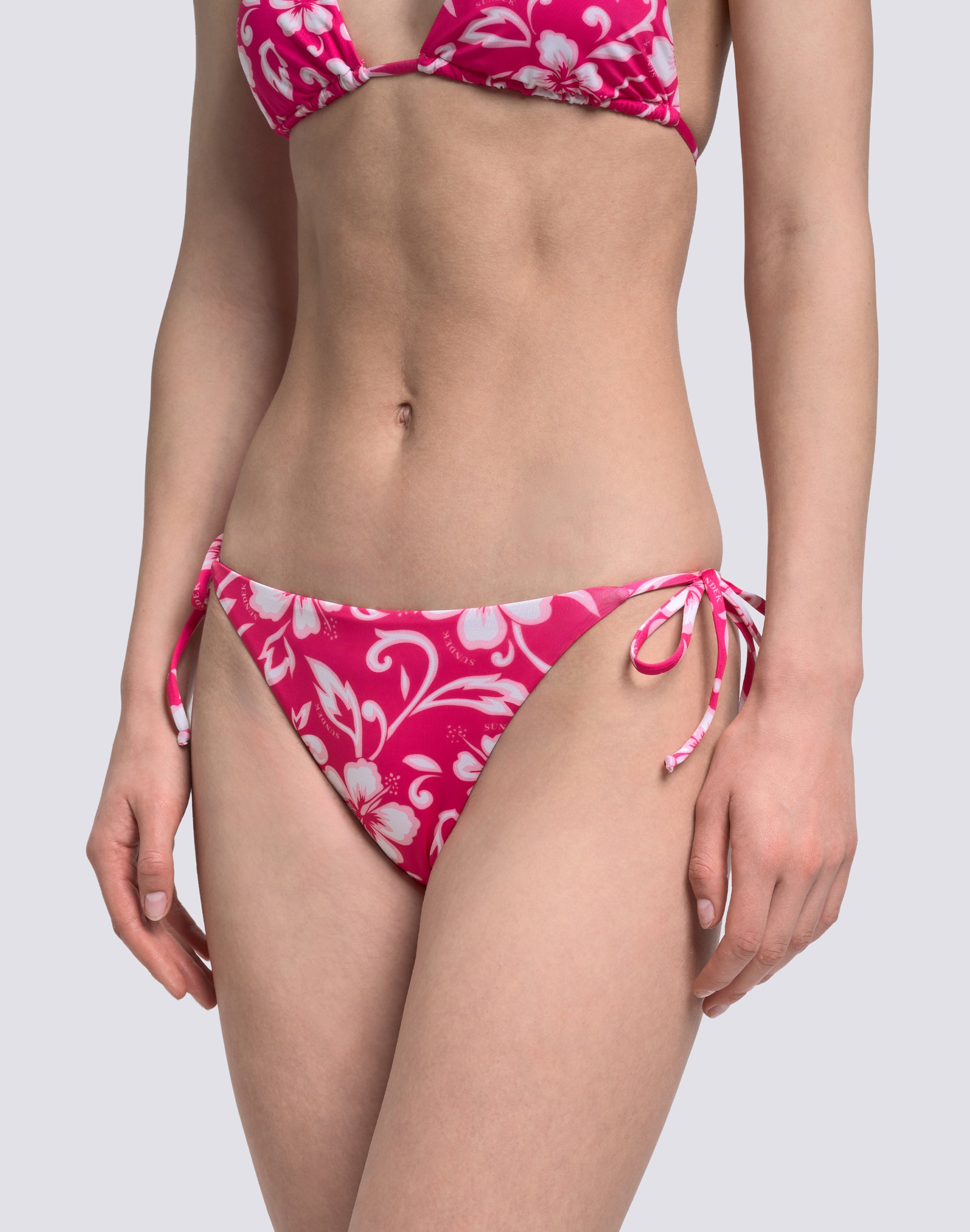 sundek-anita-slip-bikini-con-fianchi-regolabili-stampa-sk23 image 3
