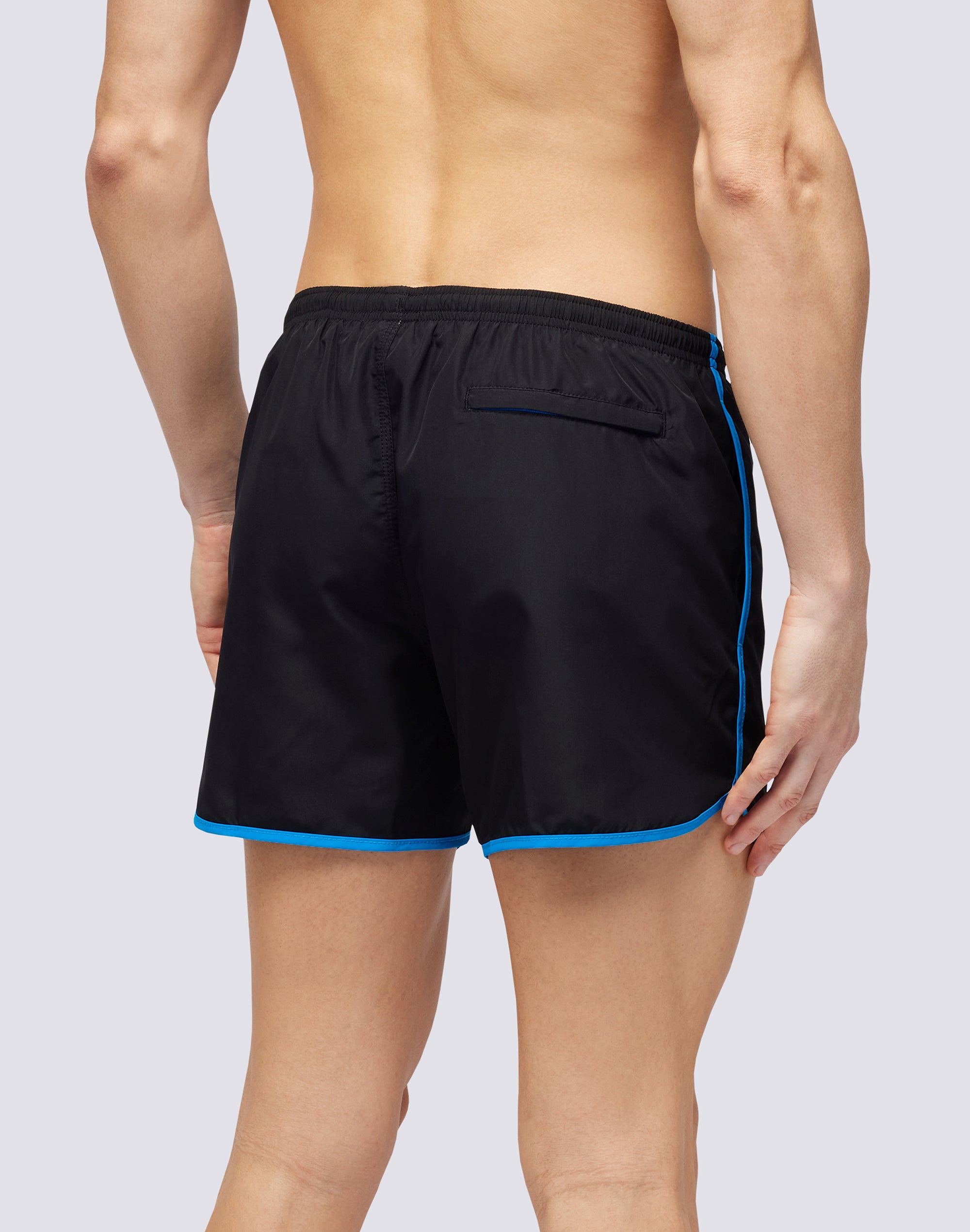 sundek-costume-uomo-corto-33-cm-con-vita-elasticata-e-spacchi-rotondi image 2