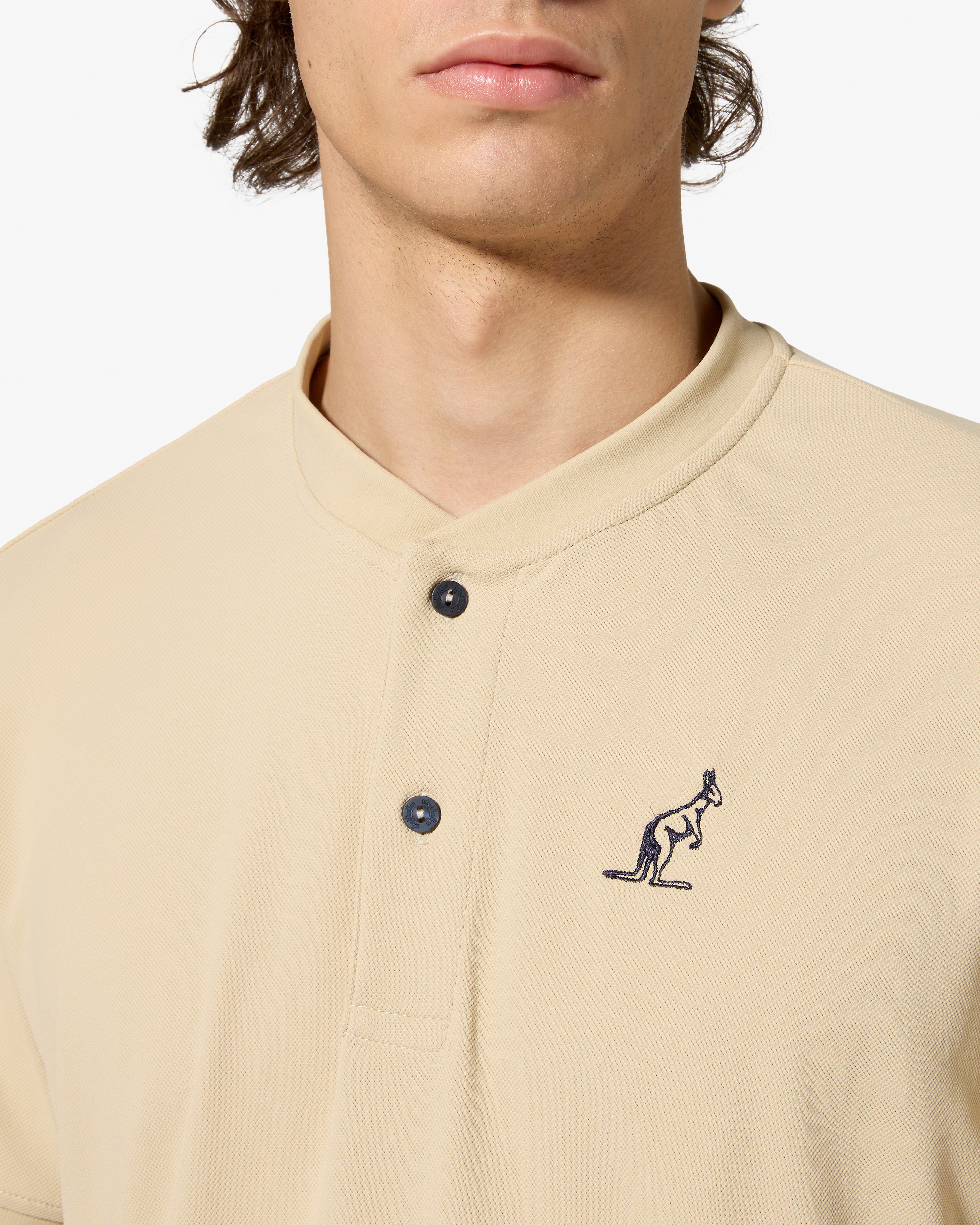 australian-style-polo-shirt-uomo-sabbia image 4