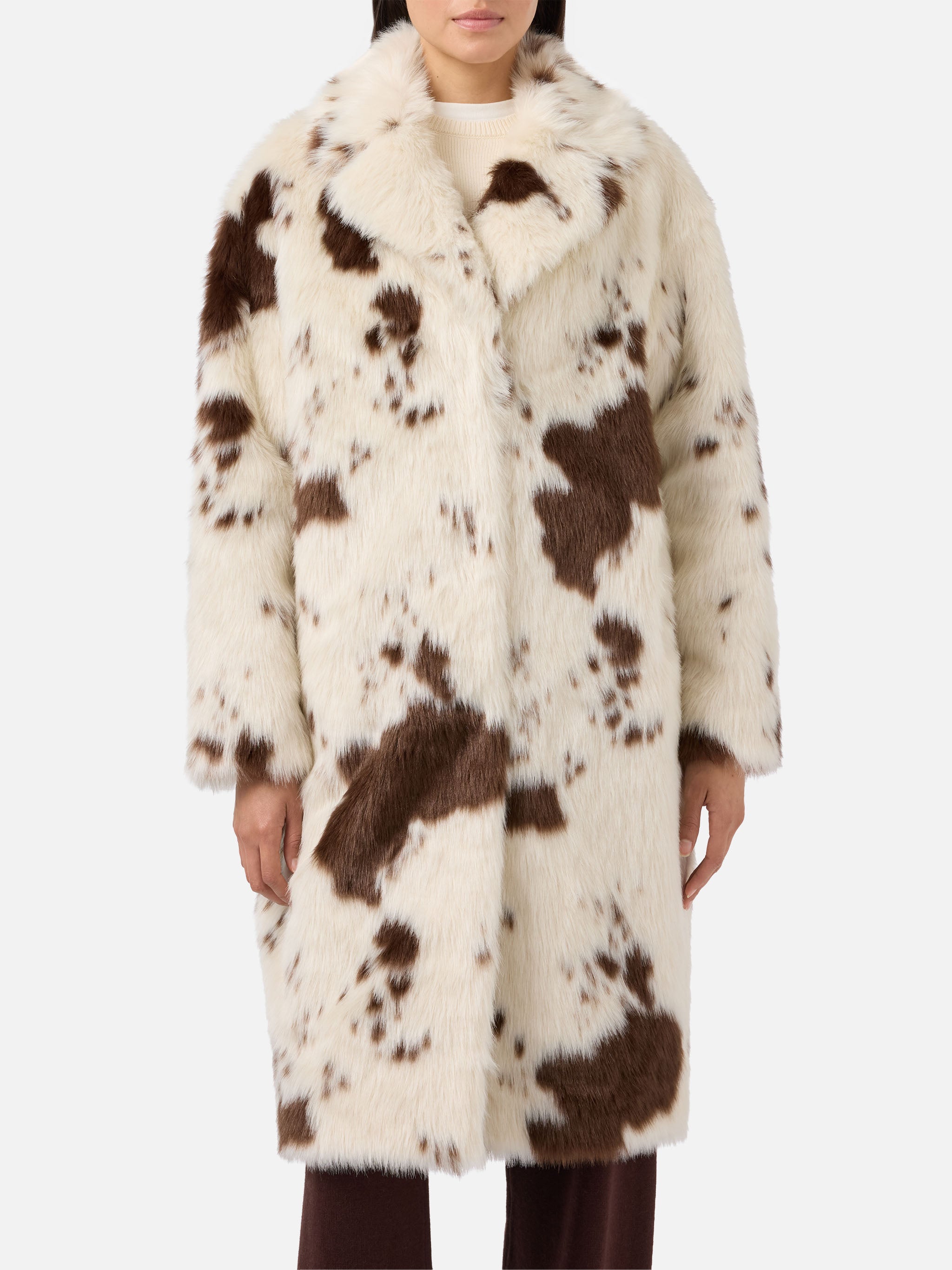 mc2-saint-barth-cappotto-rouge-donna-in-faux-fur-con-stampa-muccata image 5