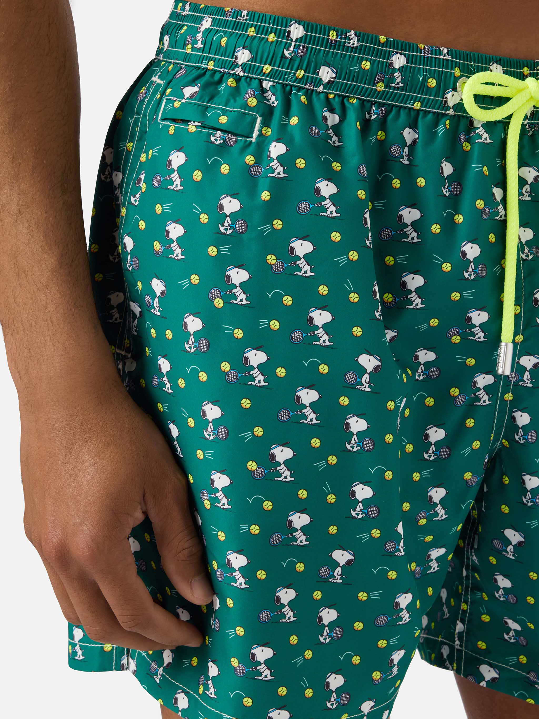 mc2-saint-barth-costume-mare-lighting-micro-verde-con-stampa-snoopy-tennis-speci image 4