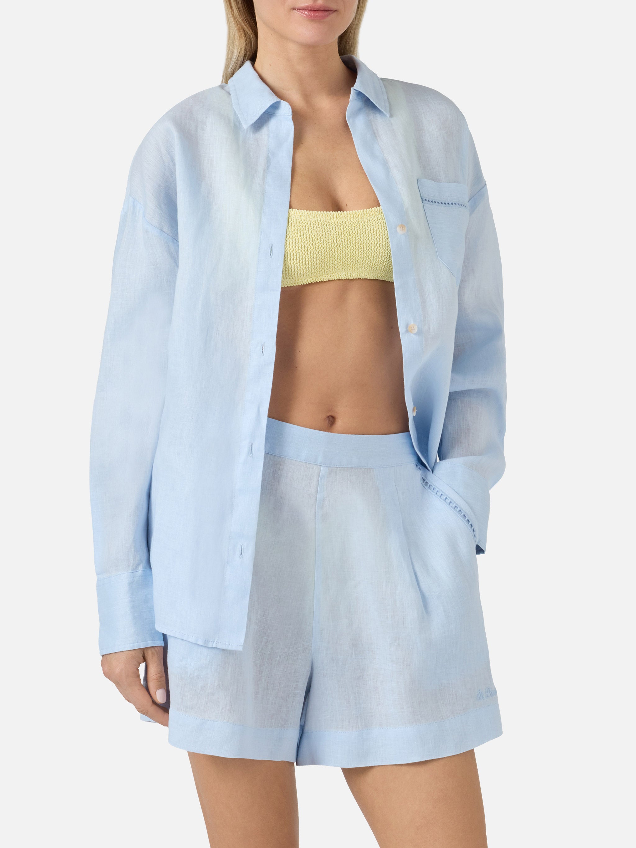 mc2-saint-barth-camicia-cristal-in-puro-lino-azzurro-oversize-con-ricamo-trafora image 2