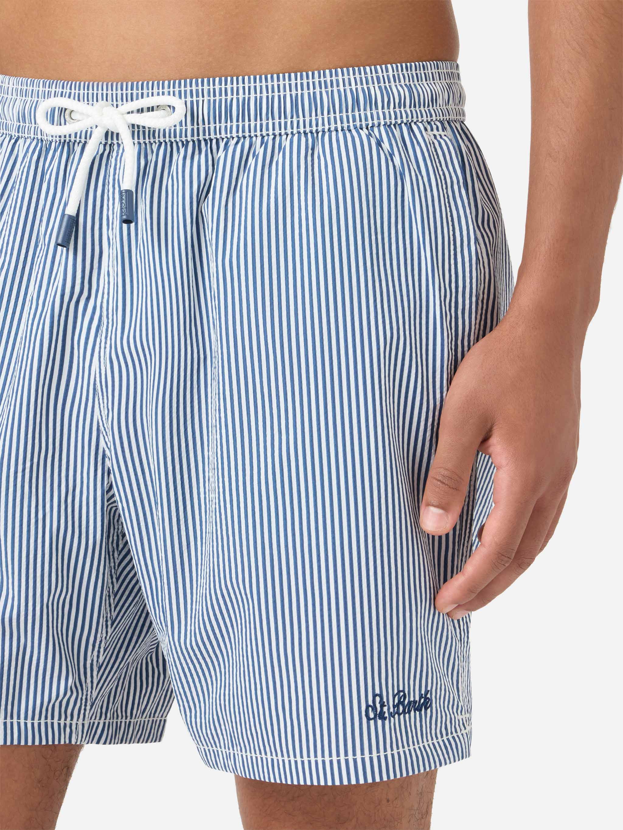 mc2-saint-barth-patmos-costume-mare-uomo-in-seersucker-rigato-blu-navy-e-bianco image 4