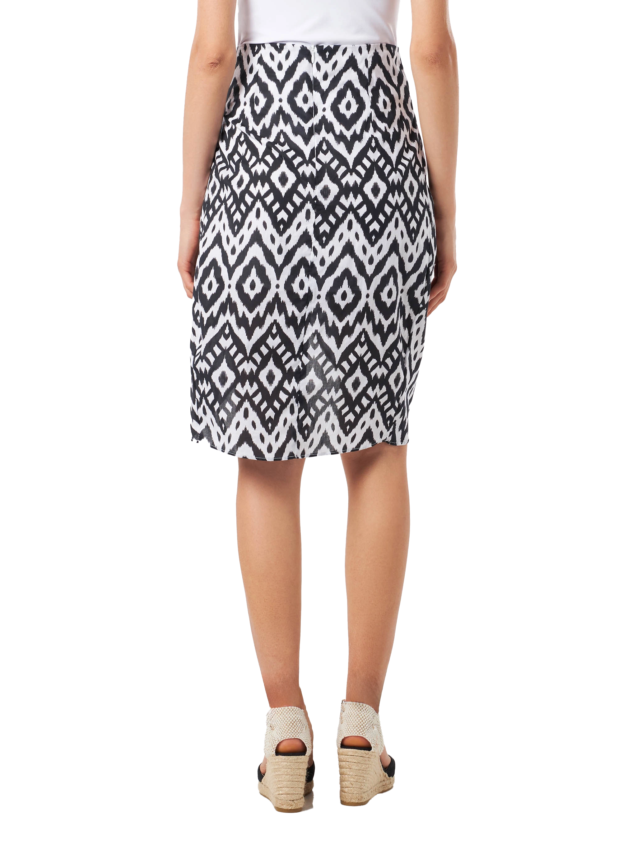 mc2-saint-barth-amanda-gonna-midi-donna-ikat-bianco-e-nero-con-nodo image 2