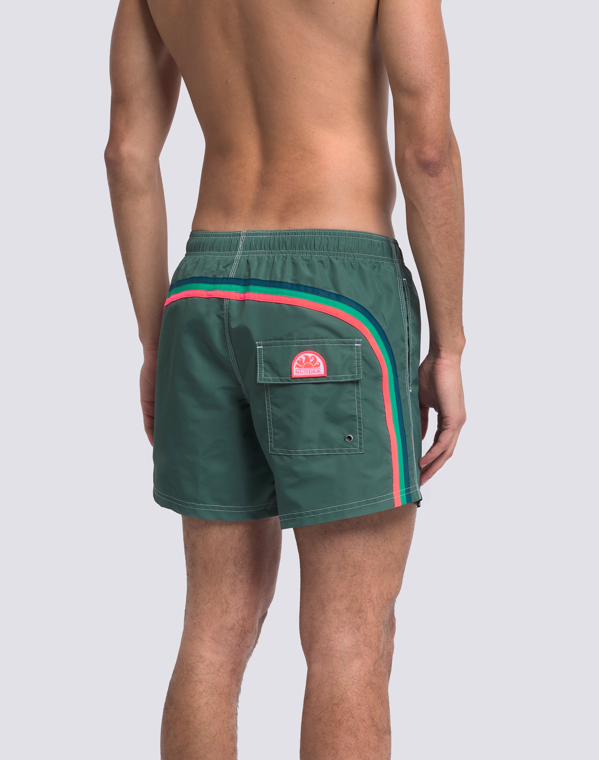 sundek-costume-mare-uomo-corto-vita-elasticata-iconic-taffet-rainbow-35-cm image 5