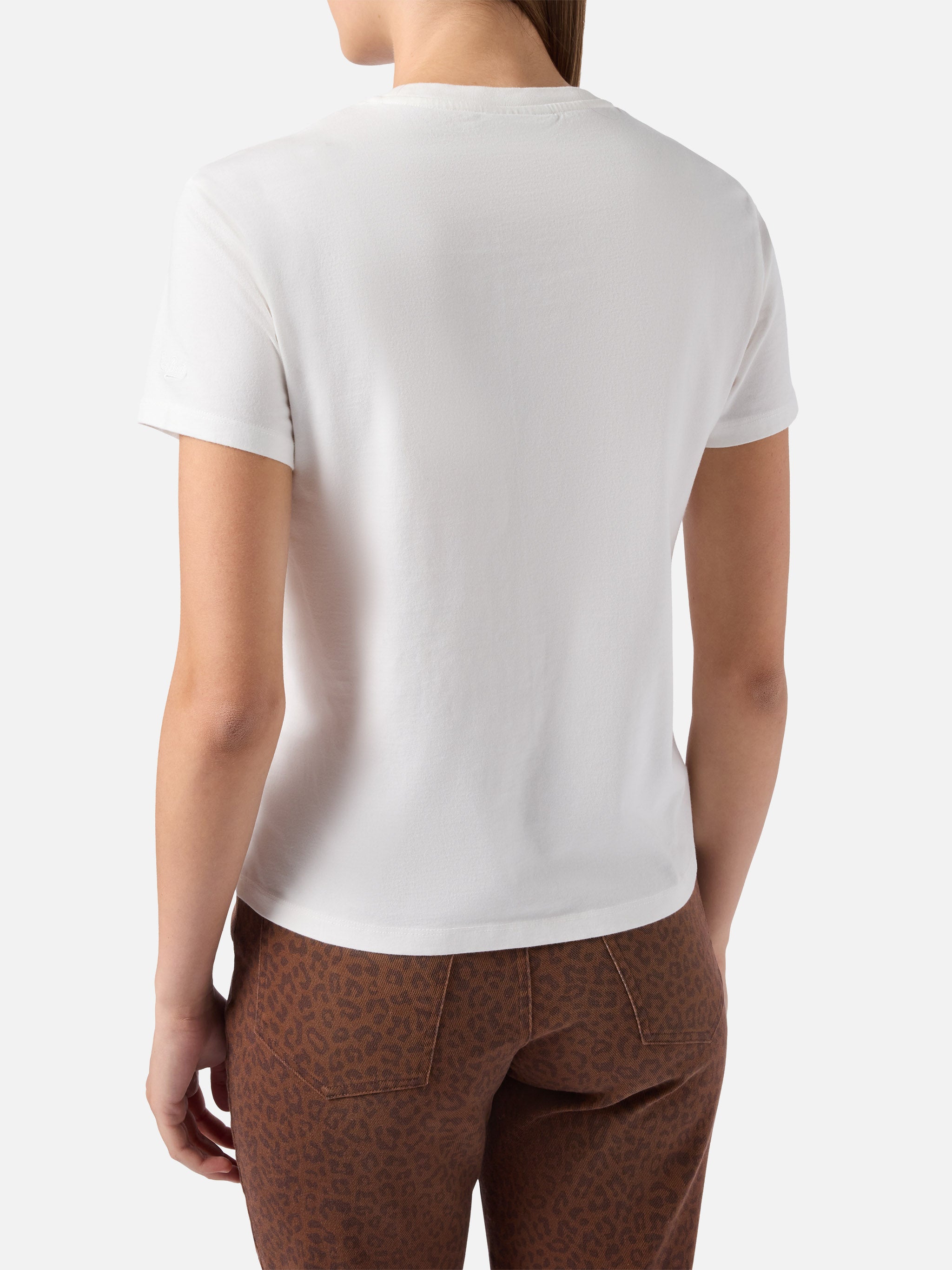 mc2-saint-barth-emilie-t-shirt-cotone-organico-bianca-ricamo-fatemi-santa image 3