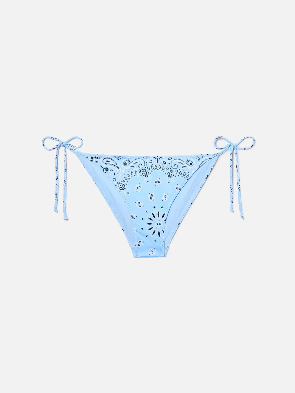 slip-mare-mc2-saint-barth-virgo-classico-con-stampa-bandana-azzurra-e-laccetti-r image 1