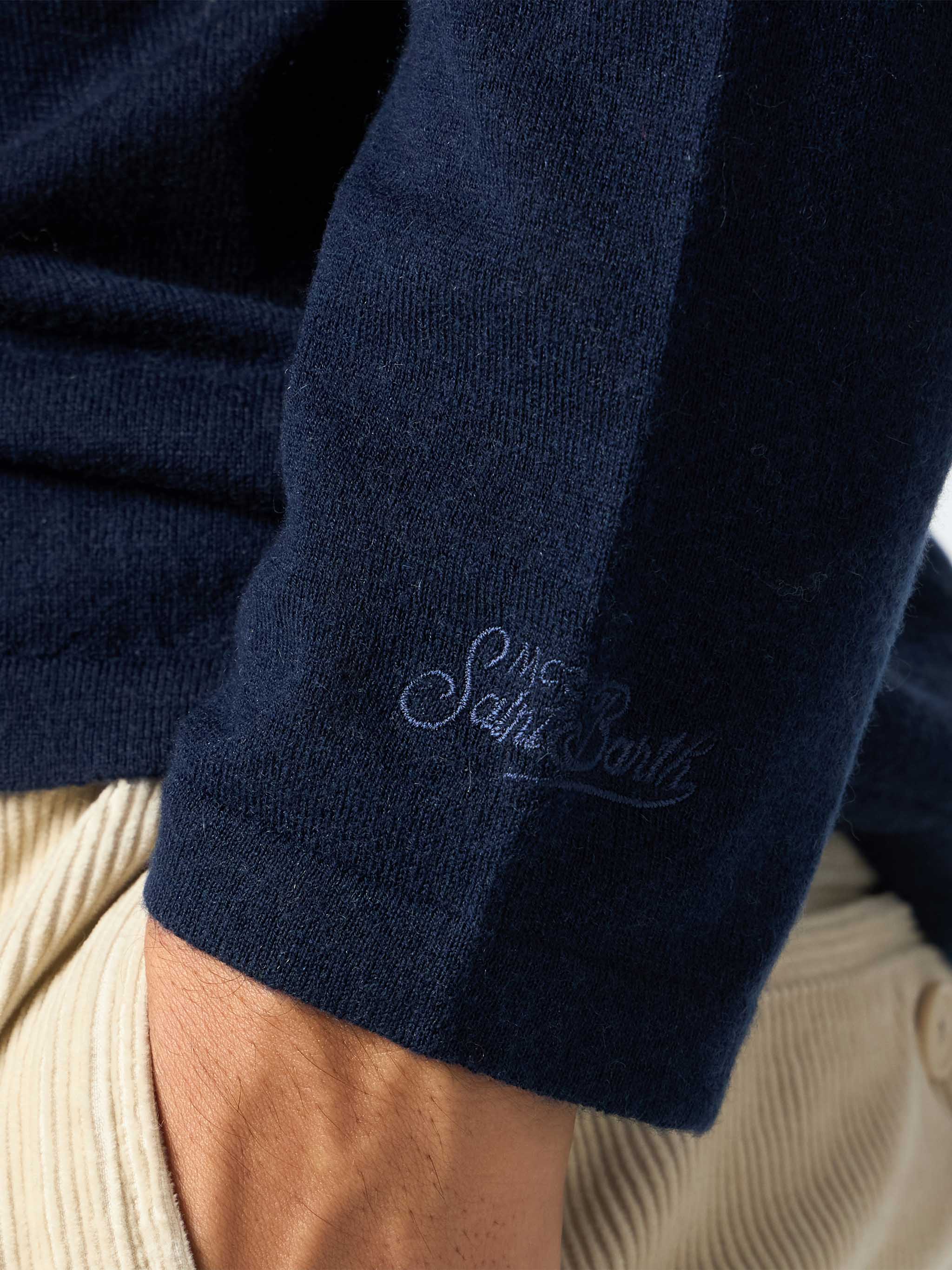 mc2-saint-barth-scott-t-shirt-in-lana-merino-e-cashmere-blu-navy-da-uomo image 4