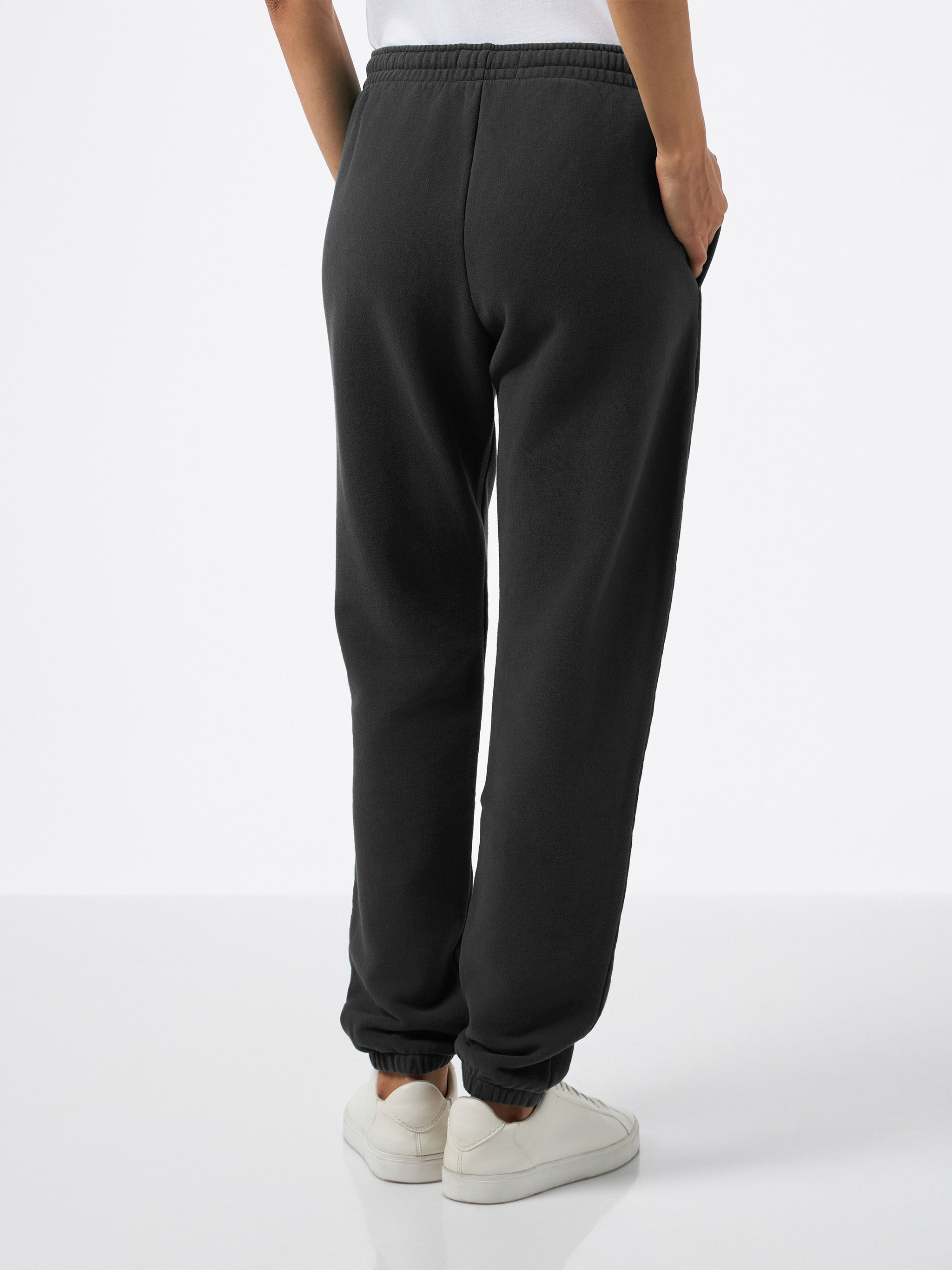 mc2-saint-barth-pantaloni-joggers-odalys-in-pile-nero image 3