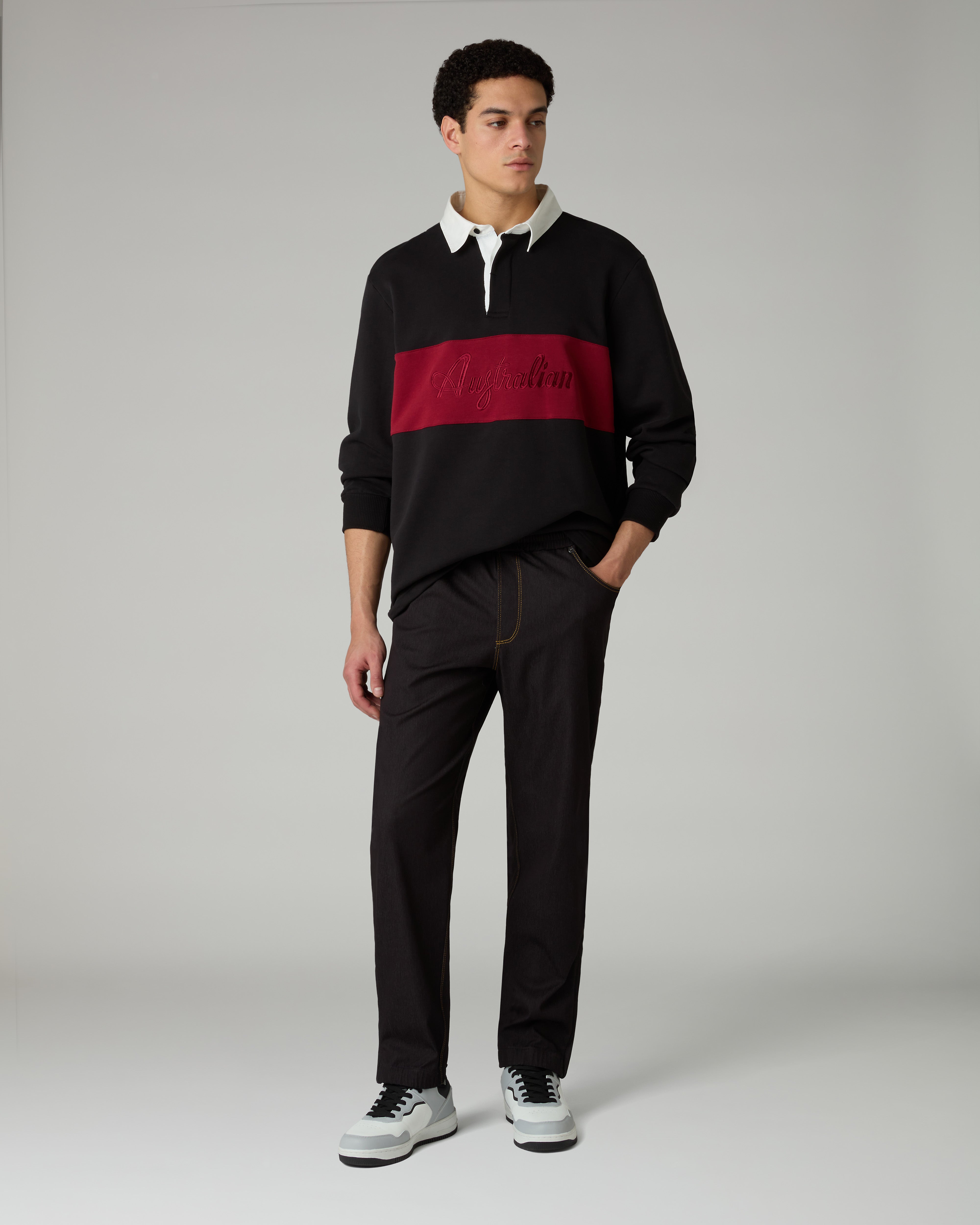 australian-denim-track-pant-archive-pantalone-in-denim-nero image 2