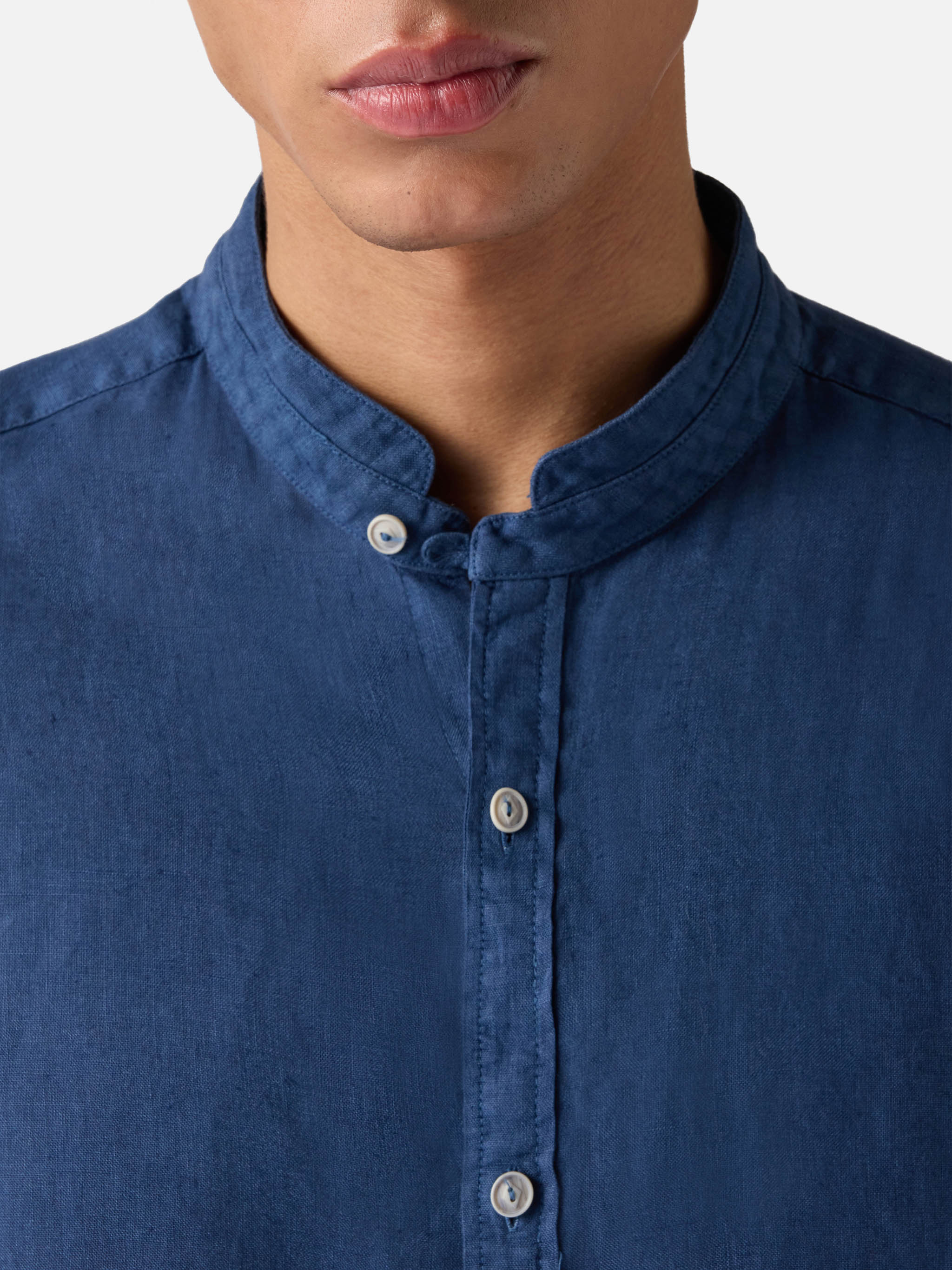 mc2-saint-barth-camicia-klarke-blu-vintage-in-puro-lino image 2