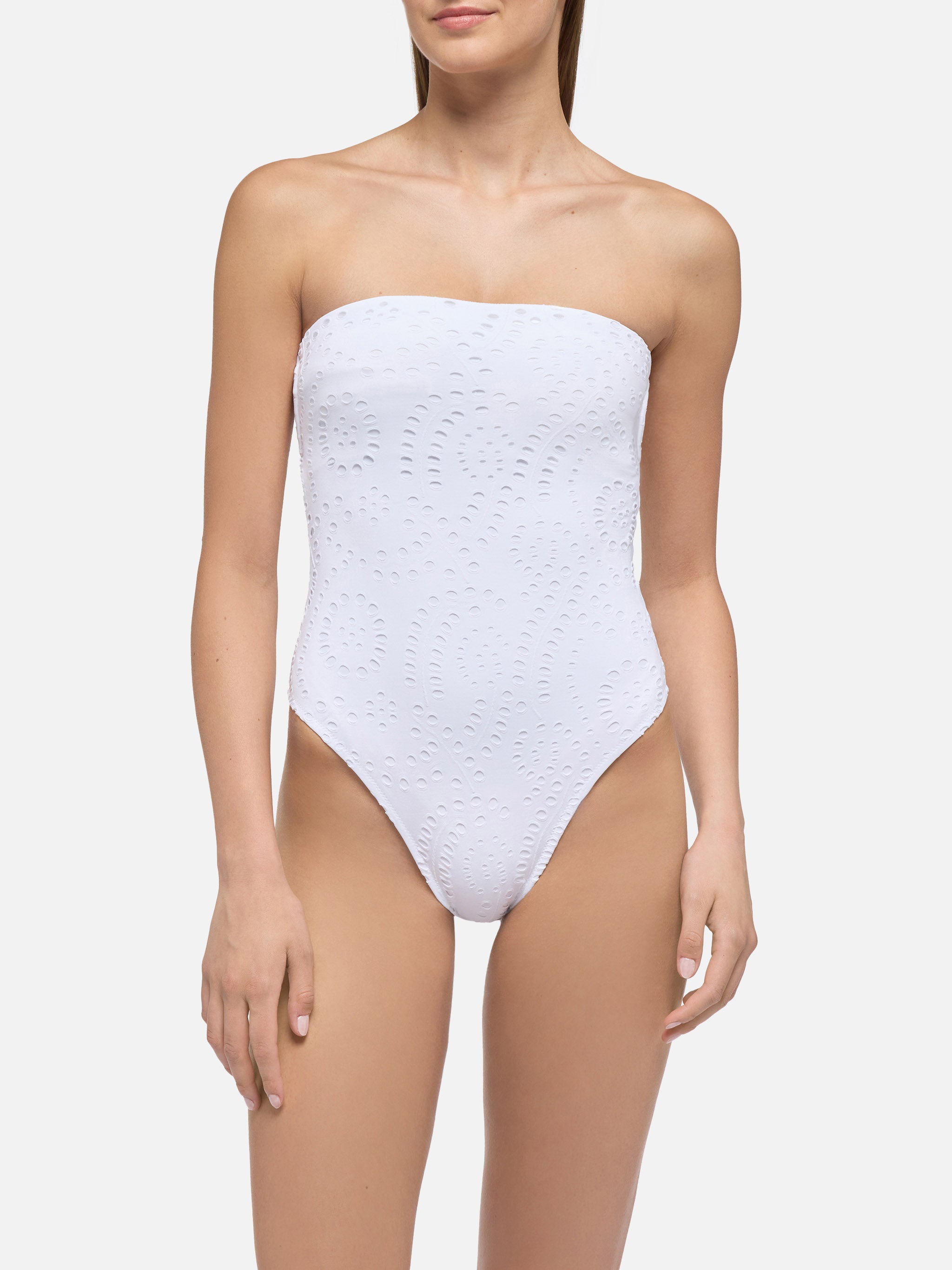 mc2-saint-barth-kayla-costume-intero-senza-spalline-in-sangallo-di-cotone-bianco image 3