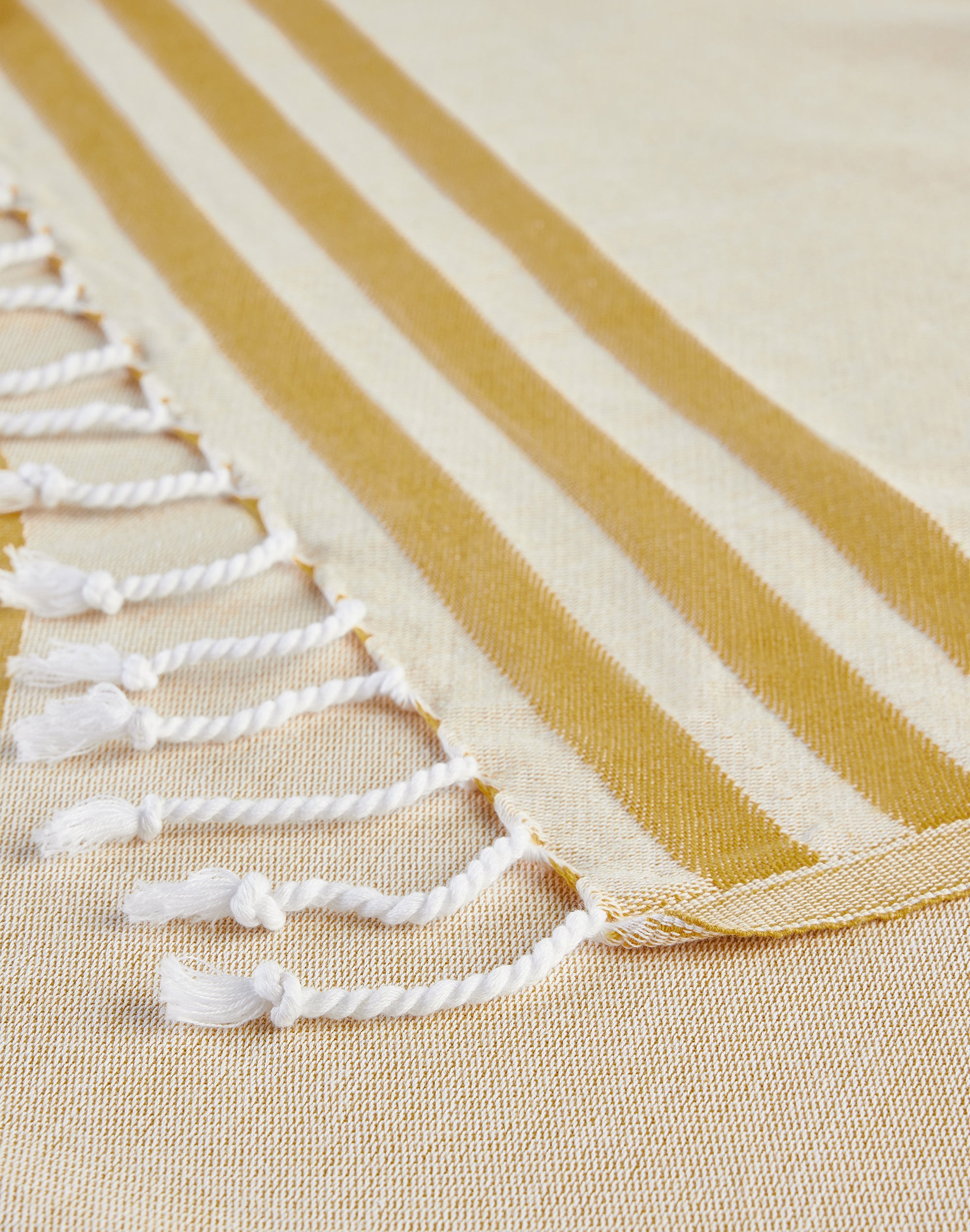 sundek-am401atc1000-telo-mare-fouta-jacquard-100x170-cm-con-logo image 2