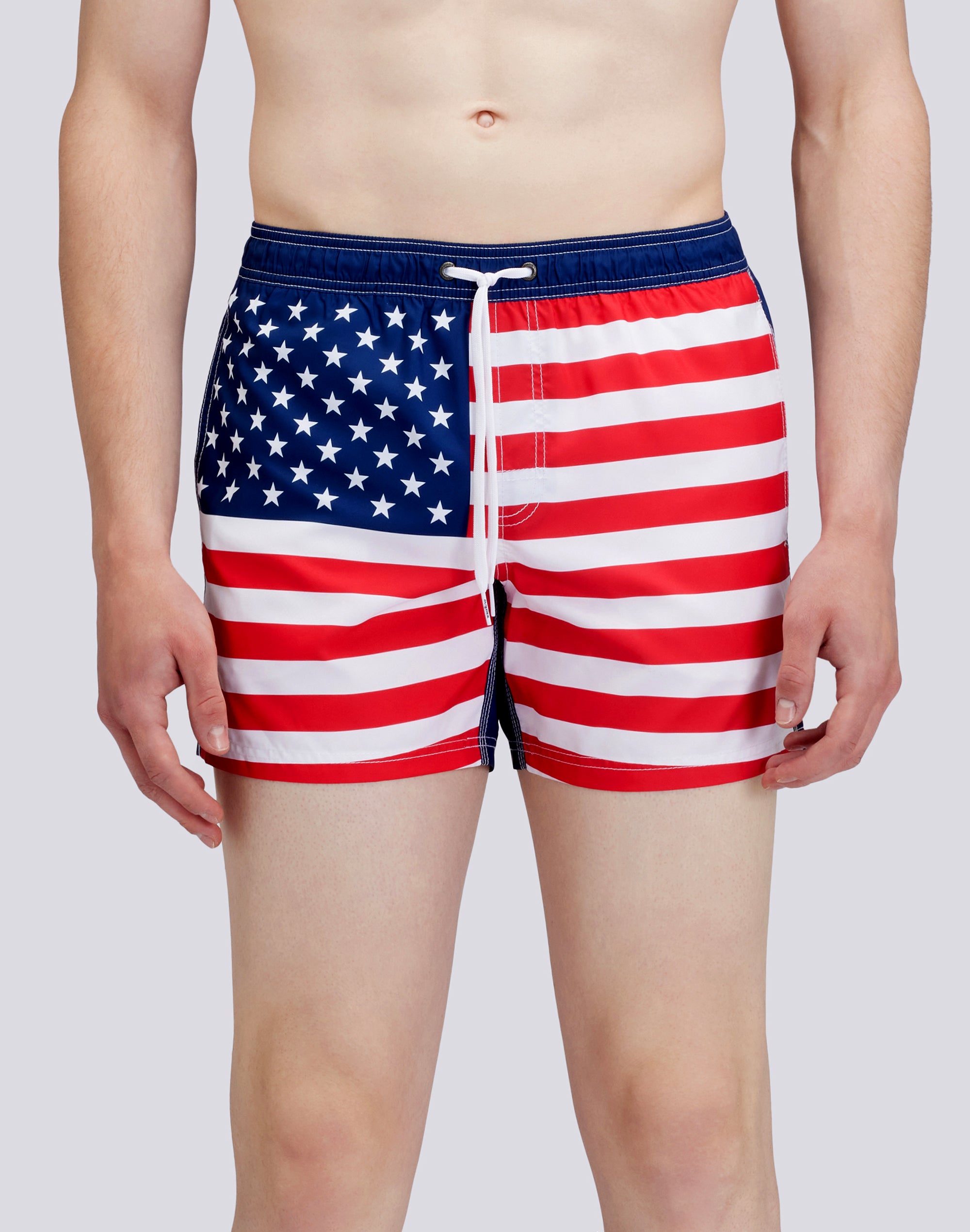 sundek-costume-da-bagno-corto-uomo-in-poliestere-riciclato-repreve-bandiera-stat image 1