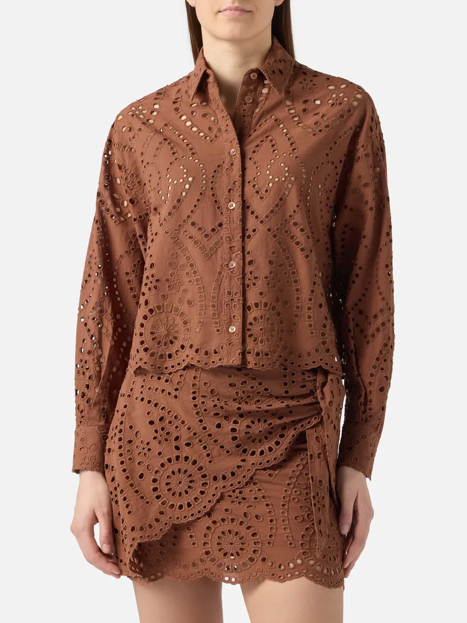 mc2-saint-barth-oriane-camicia-crop-donna-marrone-in-cotone-sangallo image 1
