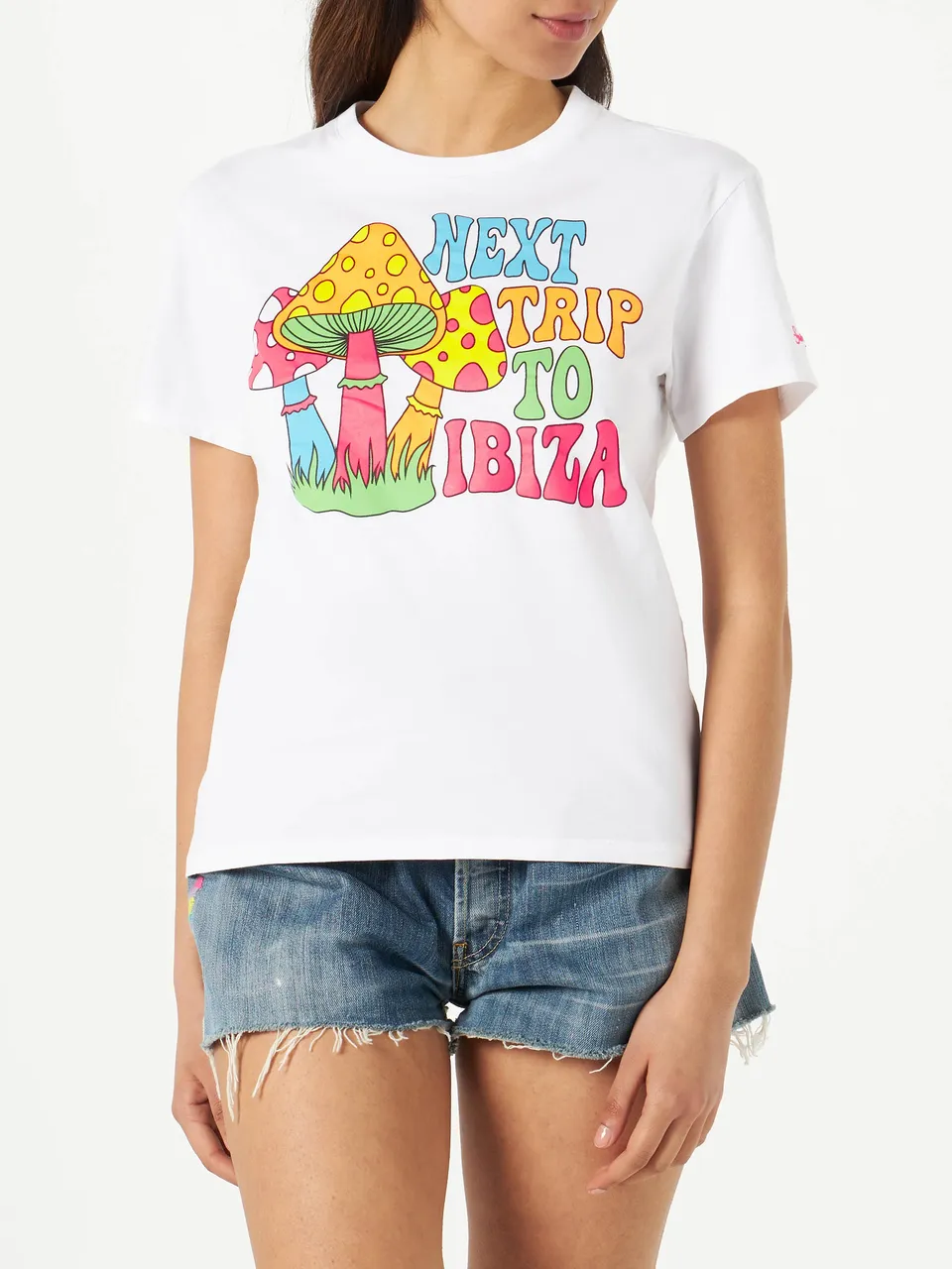 mc2-saint-barth-emilie-t-shirt-donna-in-cotone-bianco-con-stampa-mushrooms-ibiza image 1