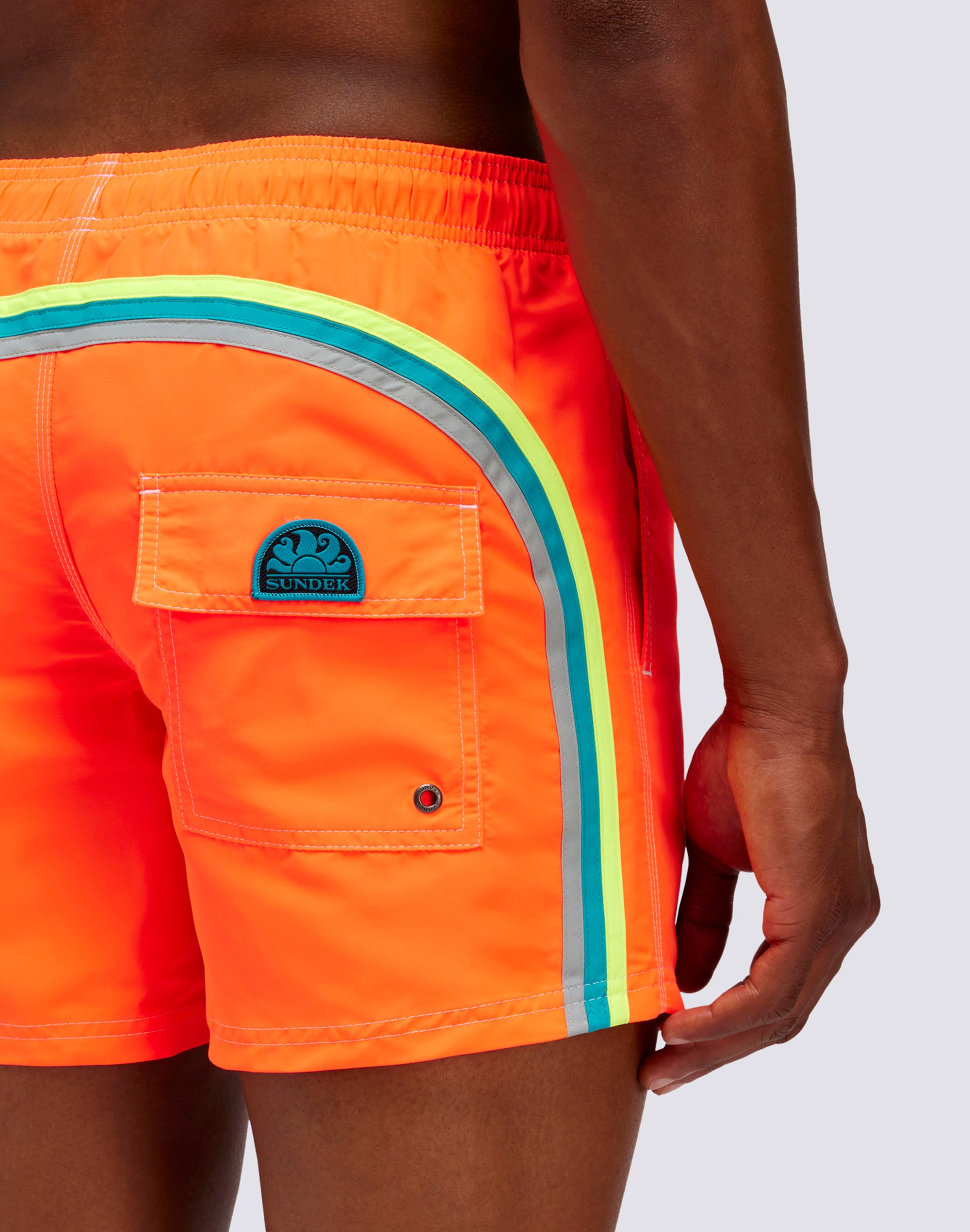 sundek-costume-da-bagno-uomo-arancio-fluo-boxer-mare-iconic image 3