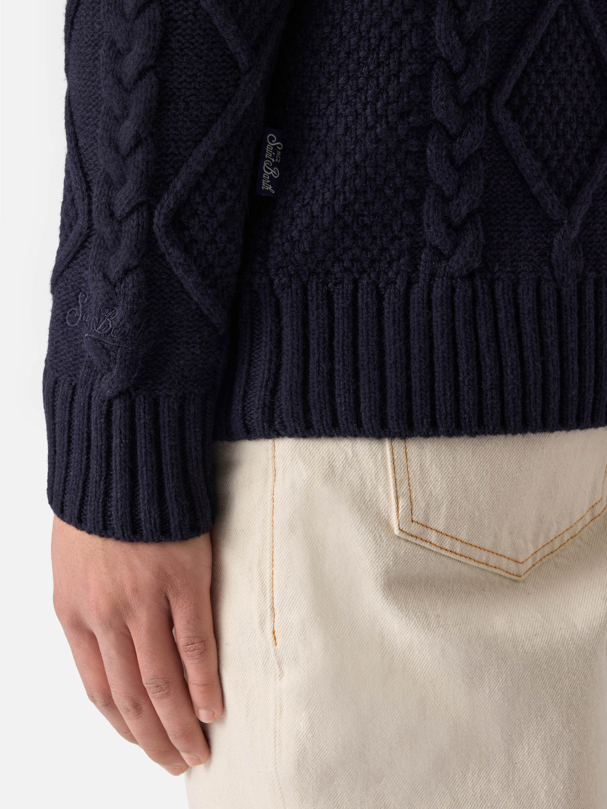 mc2-saint-barth-bergen-tricot-maglione-uomo-blu-treccia-ricamo-cortina-natale-83 image 4