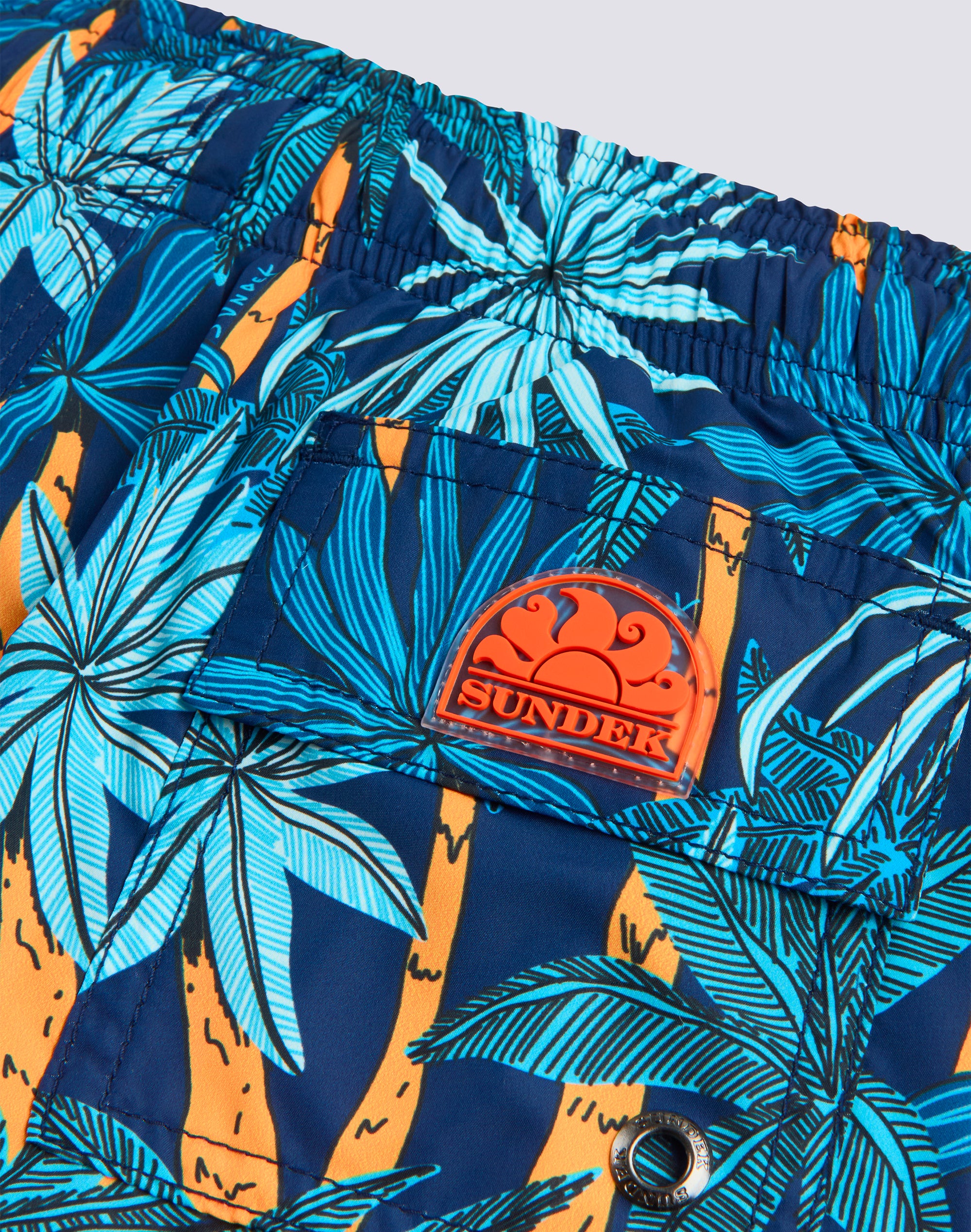 sundek-bambino-b633bdrt4jn-costume-boxer-corto-jungle-fever-in-poly-riciclato image 3