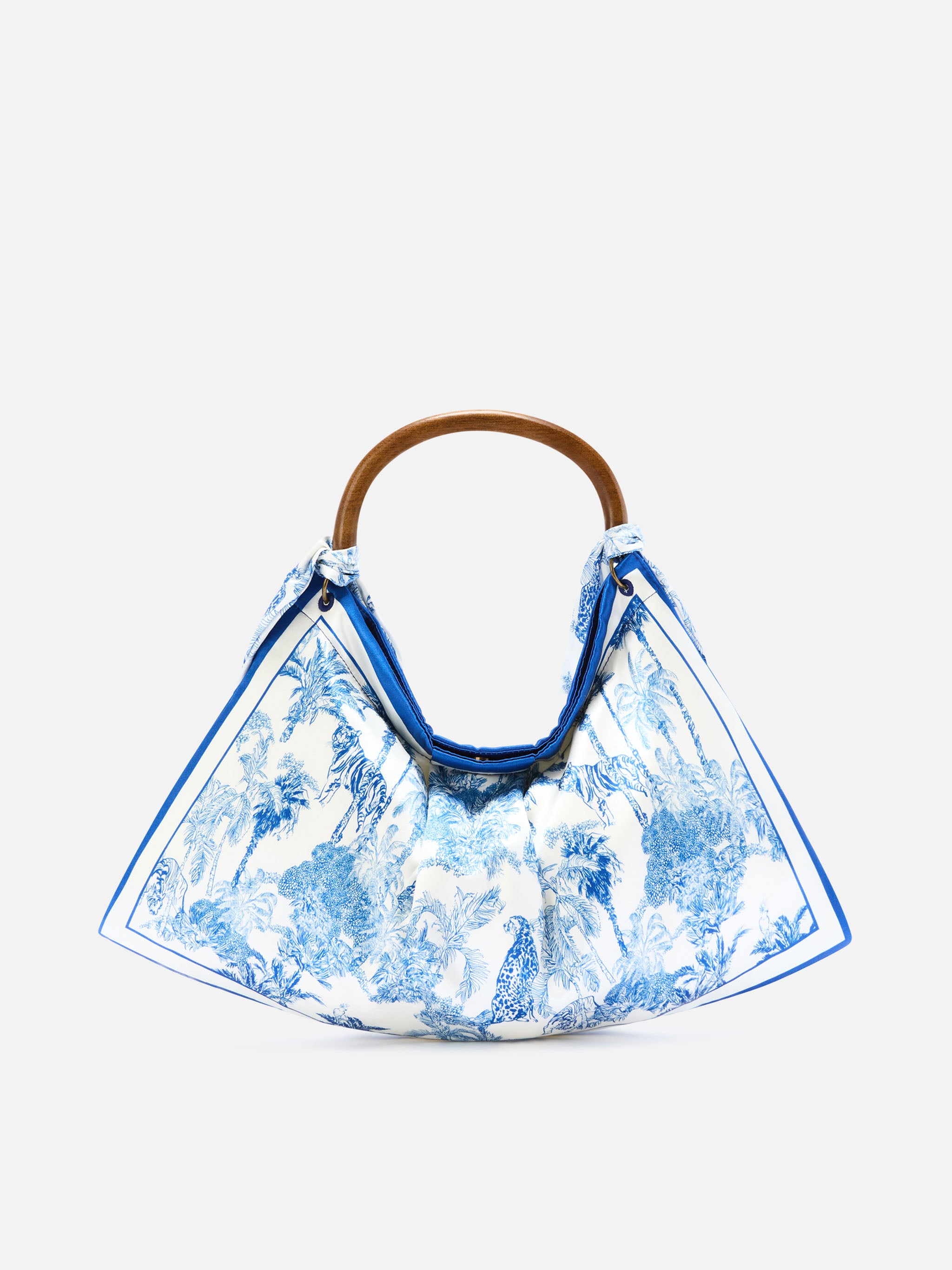 mc2-saint-barth-borsa-foulard-in-seta-bianco-e-blu-con-fantasia-toile-de-jouy-e- image 4