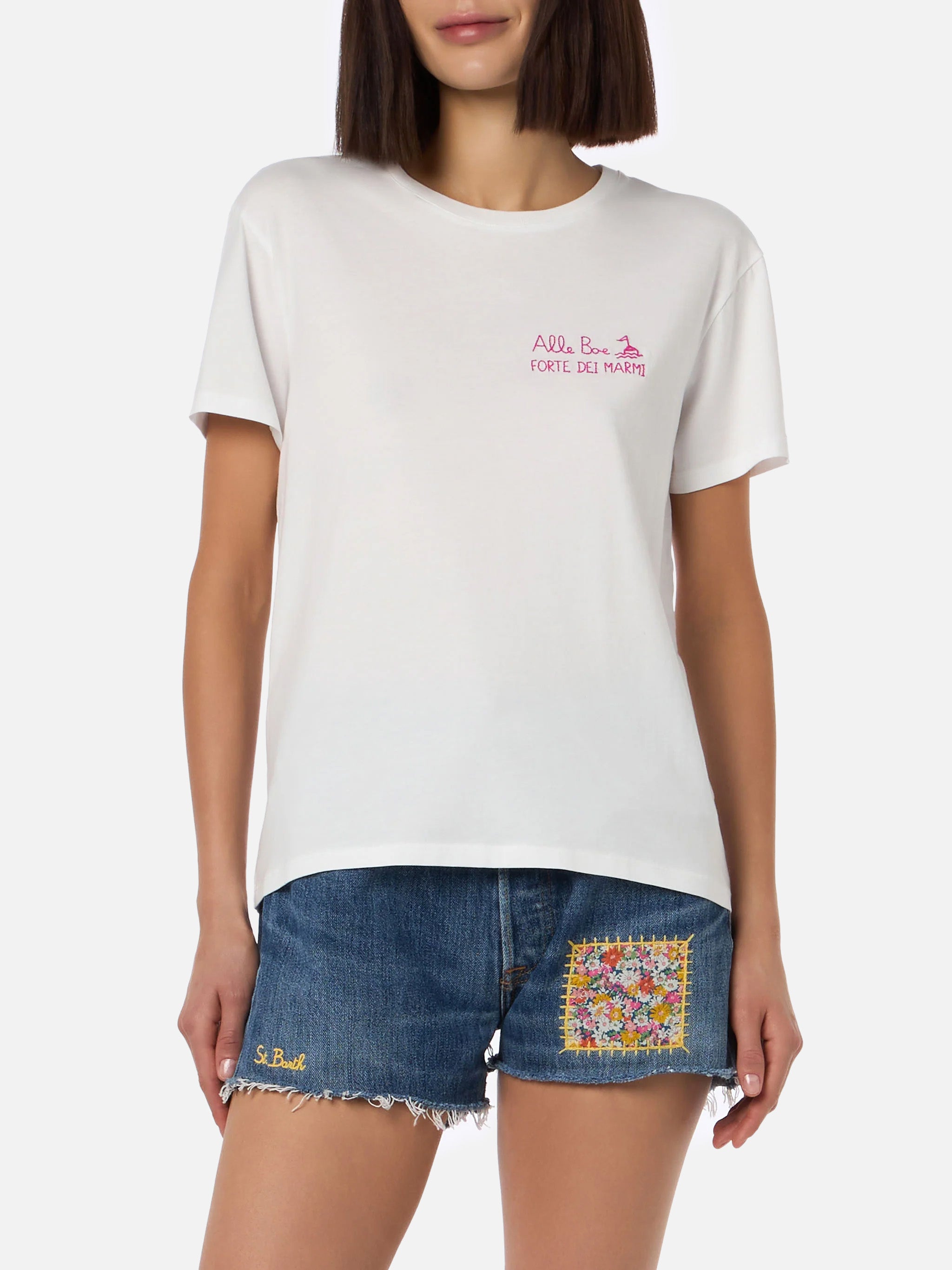 mc2-saint-barth-emilie-t-shirt-cotone-bianca-baciami-alle-boe-special-edition image 3