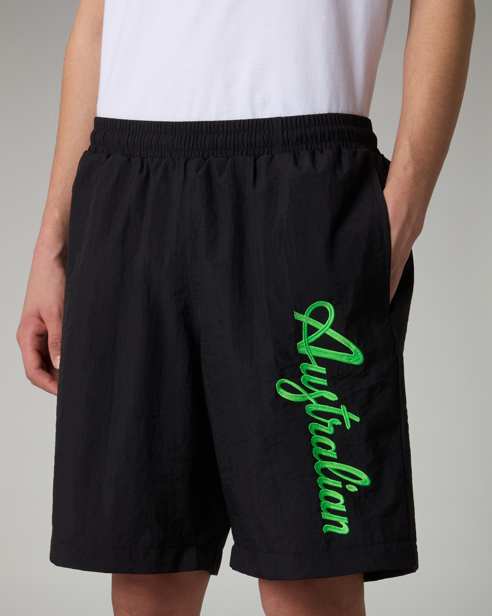 australian-embroidery-logo-short-short-mare-retr image 4