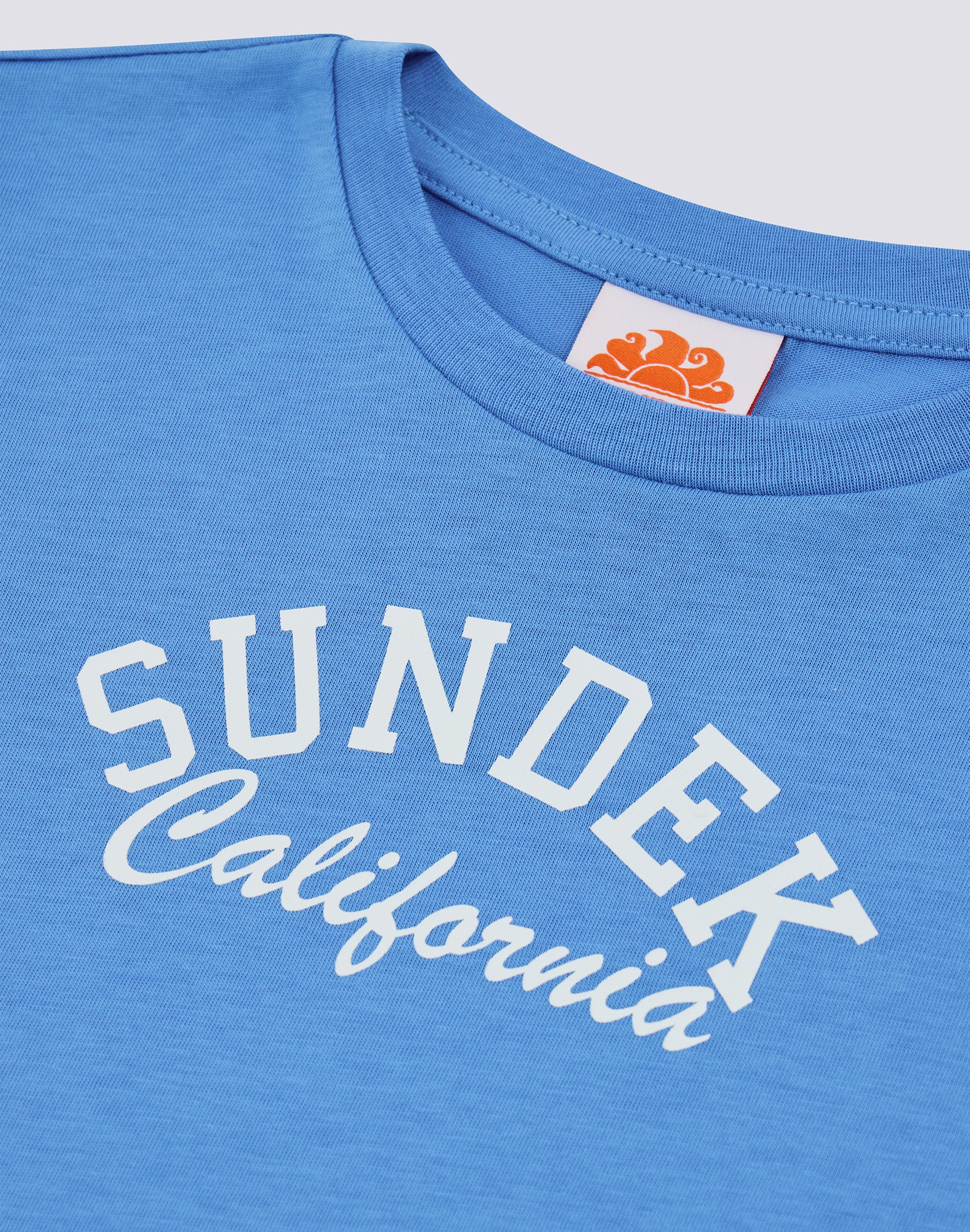 sundek-goldenwave-mini-t-shirt-crop-bambina-stile-vintage-sundek-california image 3