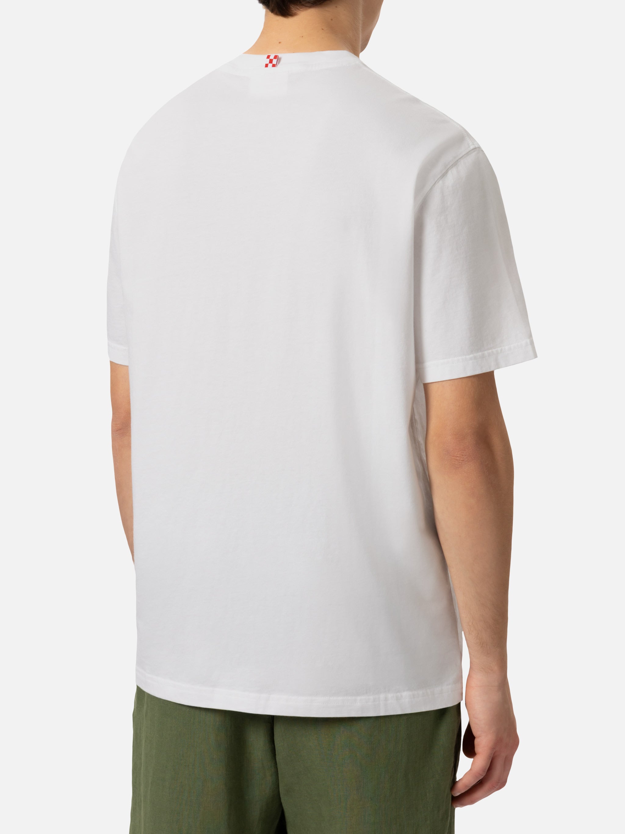 mc2-saint-barth-portofino-t-shirt-uomo-cotone-organico-bianca-ricamo-beach-club image 3