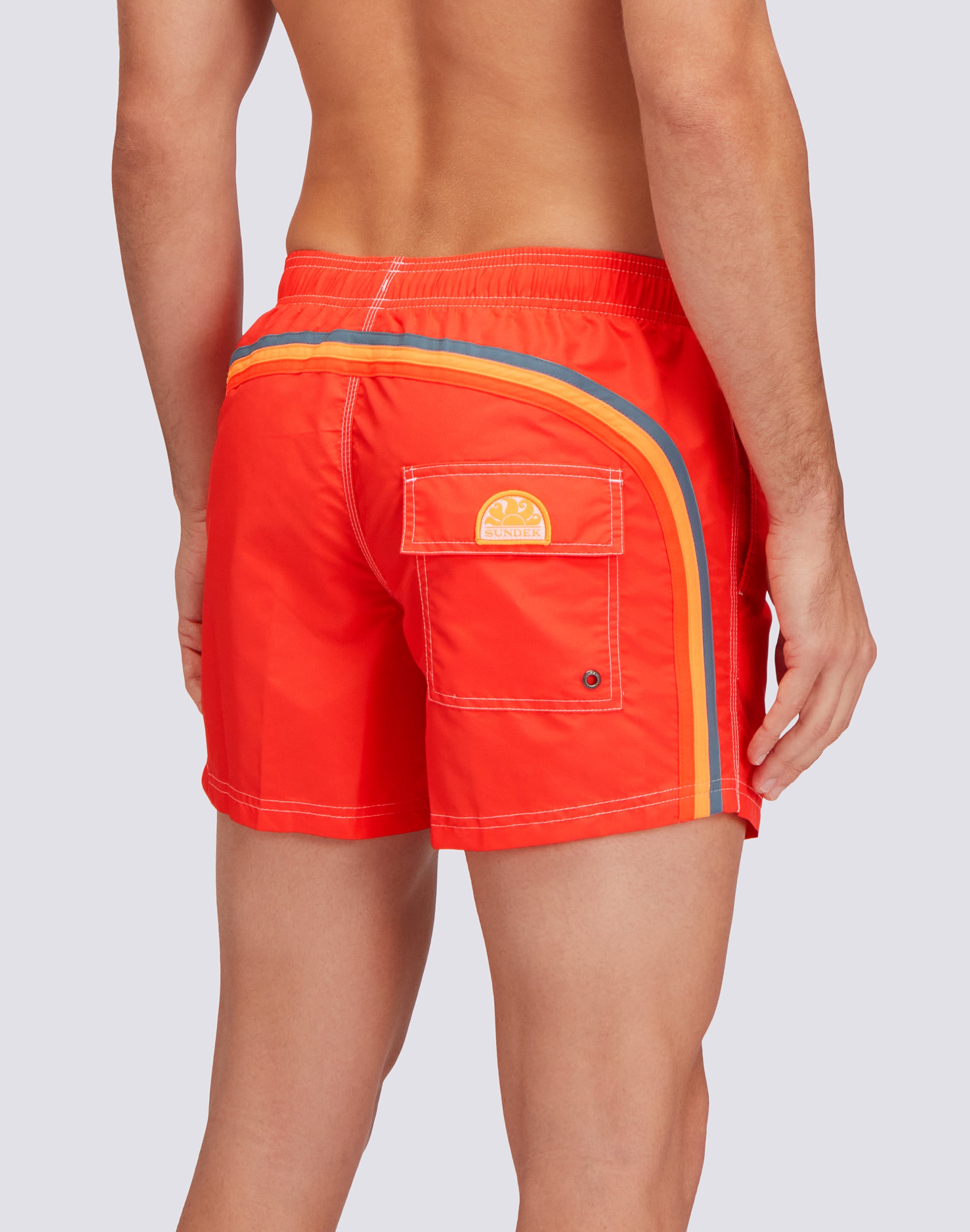 sundek-iconic-m504bdta100-costume-mare-uomo-corto-vita-elasticata-taffeta image 1