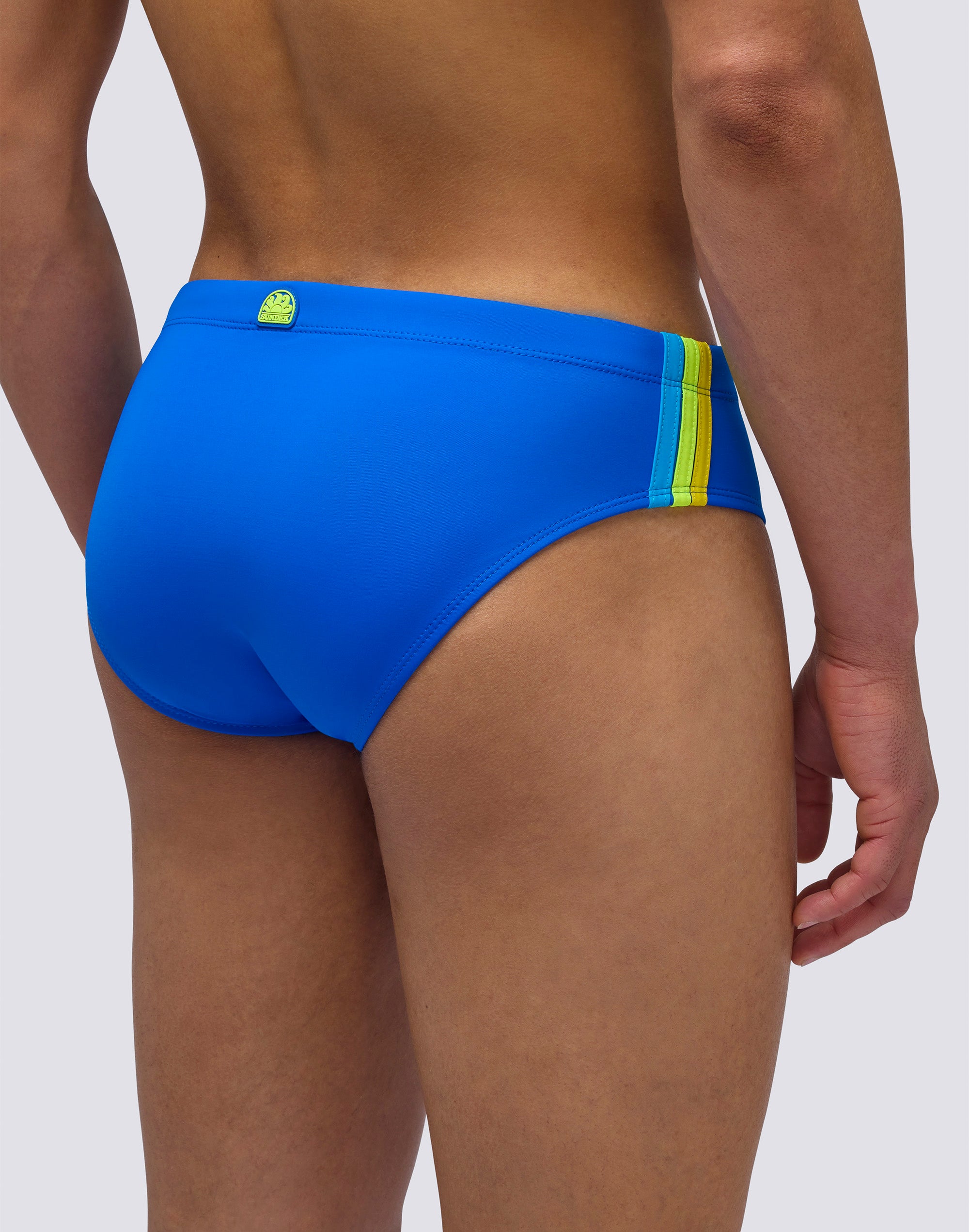 sundek-diwalter-slip-mare-uomo-tinta-unita-con-bande-laterali-2 image 3