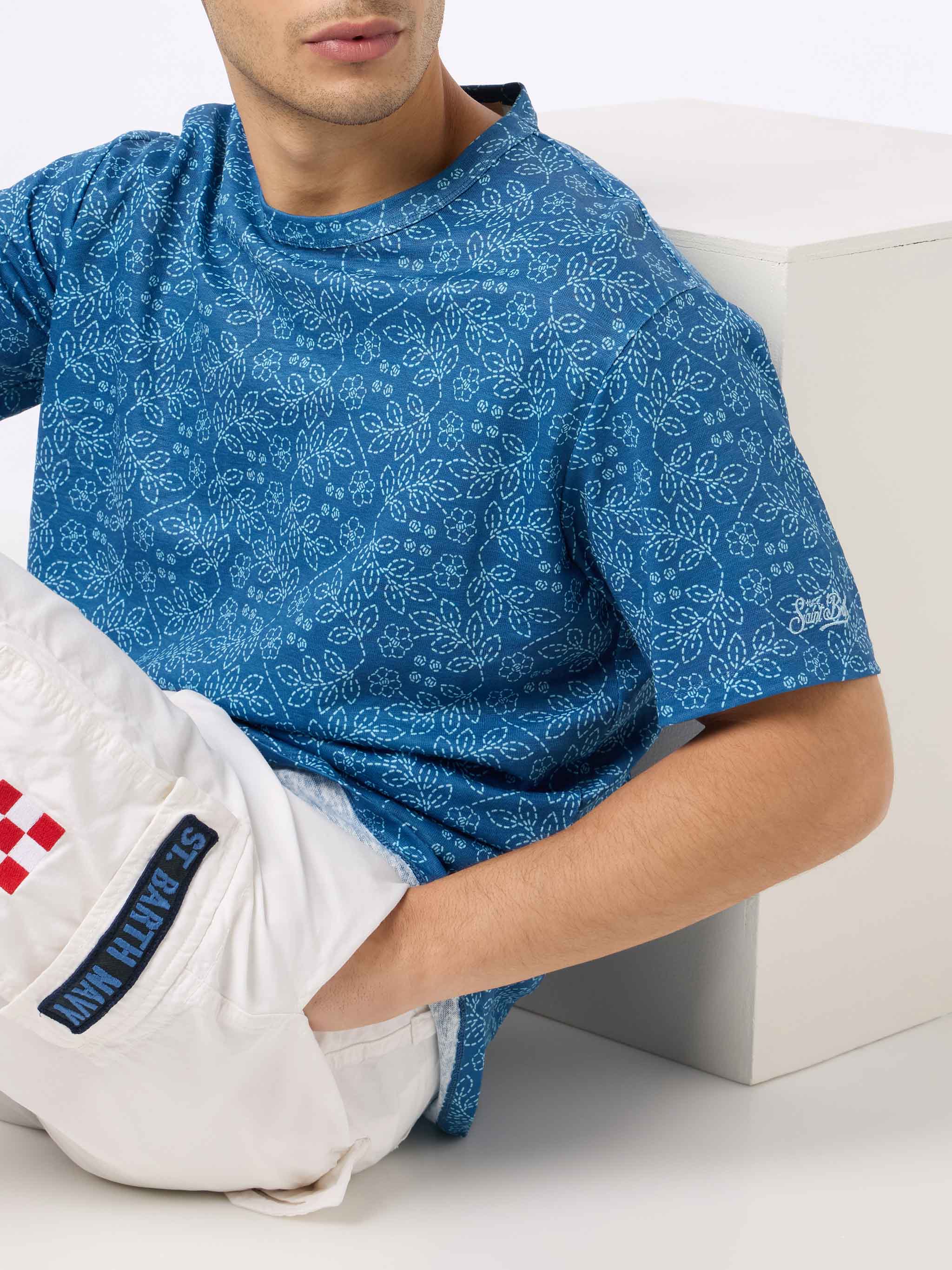 mc2-saint-barth-ecstasea-t-shirt-uomo-in-lino-jersey-blu-sashiko image 2