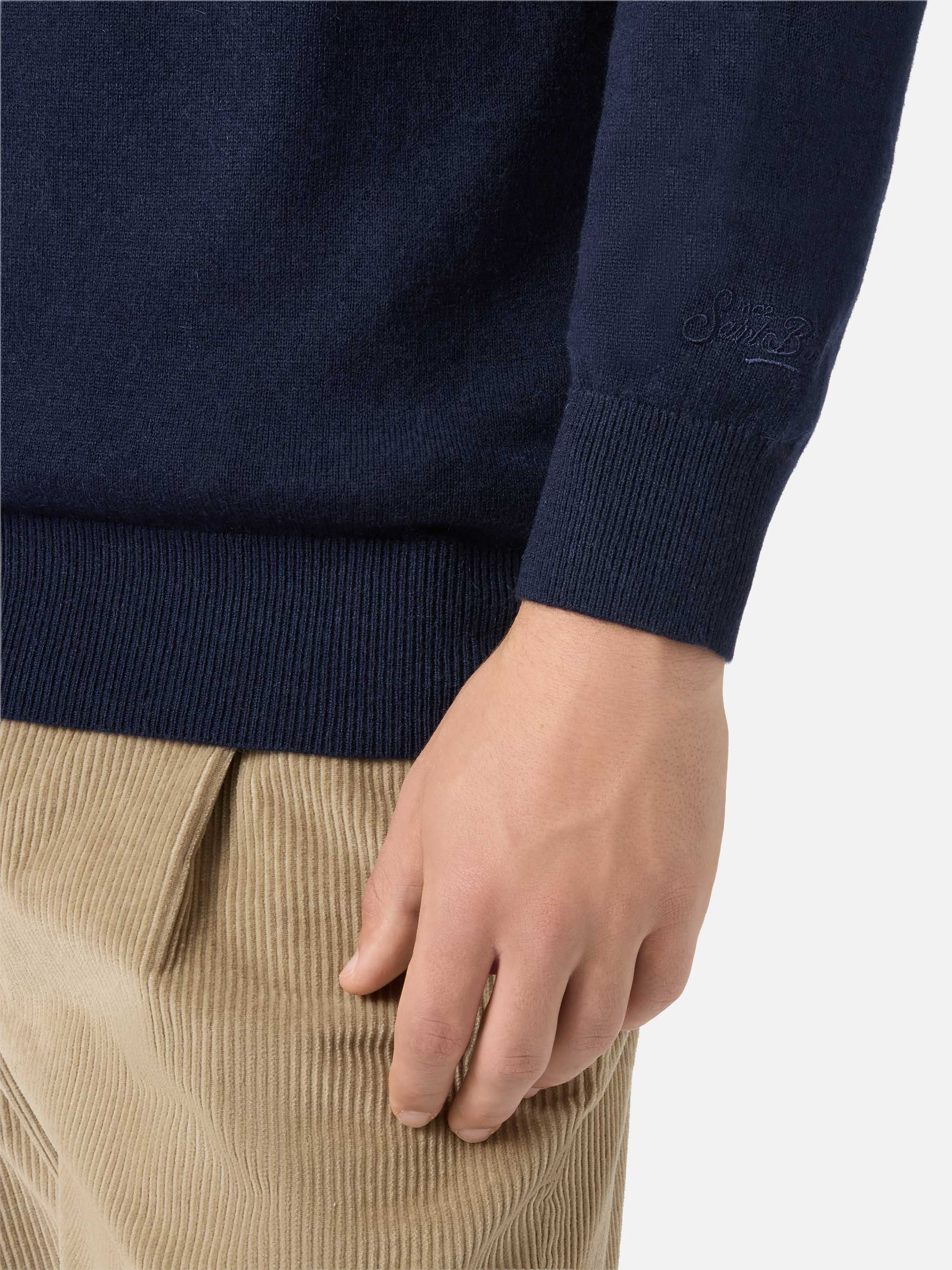 mc2-saint-barth-heron-light-maglione-girocollo-con-ricamo-gin-club-blu image 3