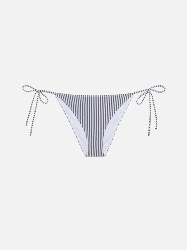 slip-da-bagno-donna-mc2-saint-barth-virgo-classico-con-stampa-a-righe image 1