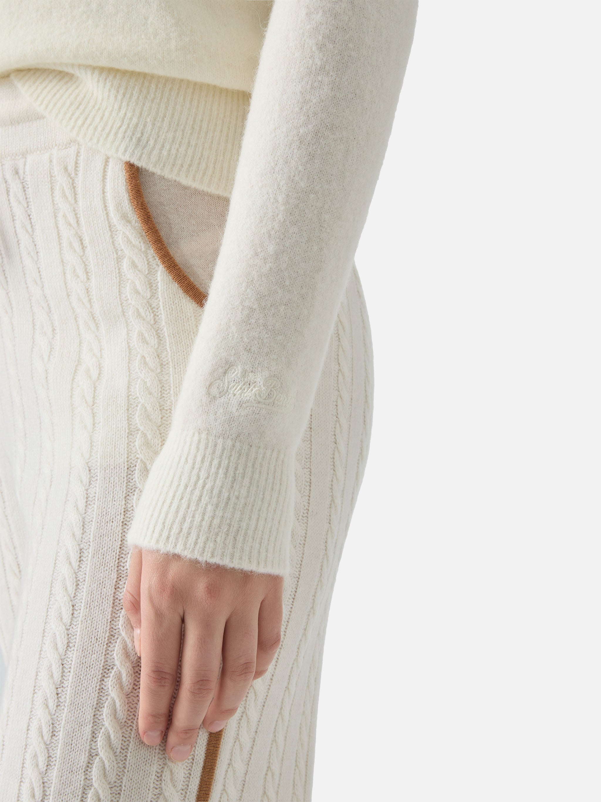 mc2-saint-barth-new-queen-maglia-donna-alpaca-merino-bianca-born-to-shine-strass image 4