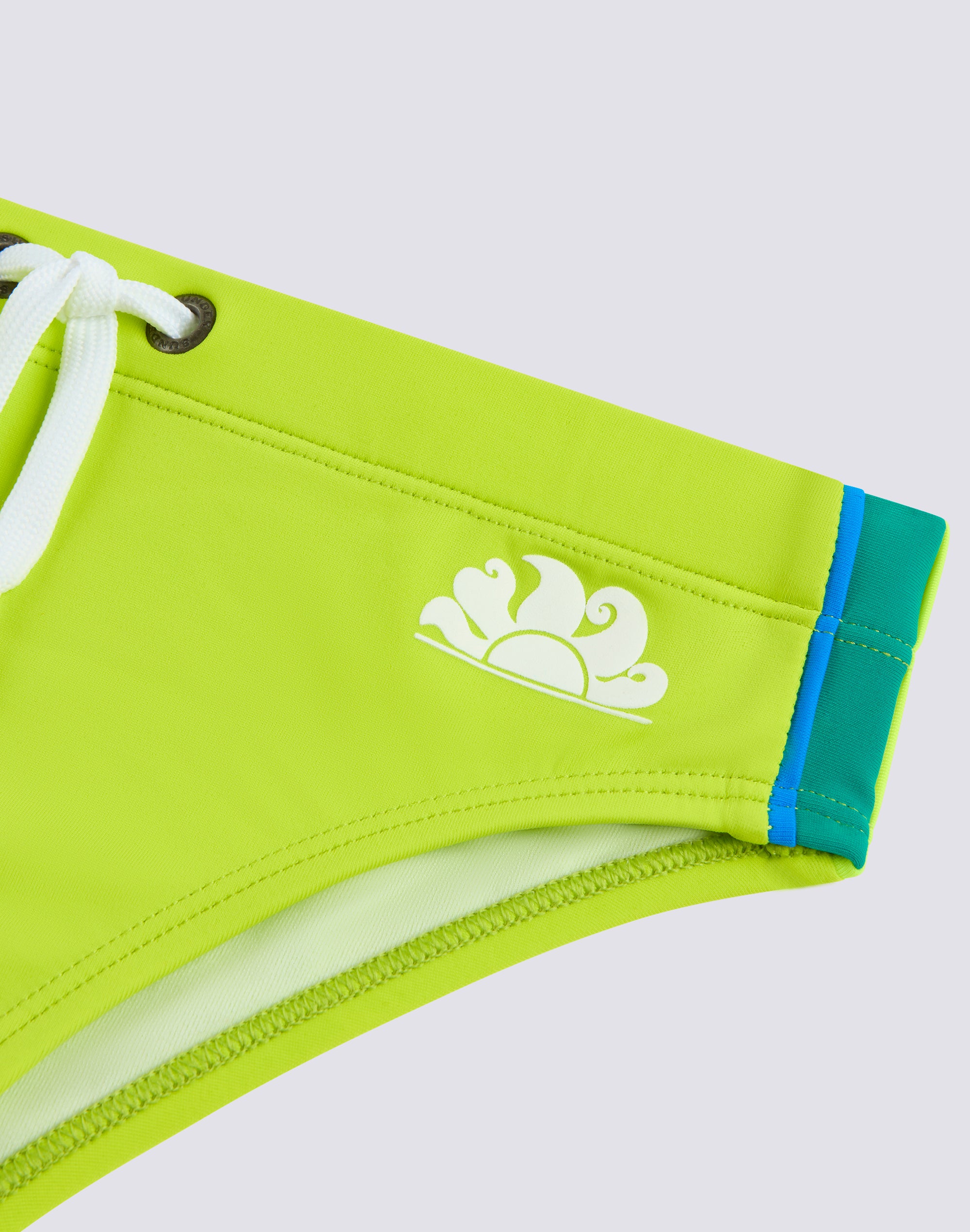 sundek-slip-mare-bambino-in-econyl-con-arcobaleno-laterale image 3