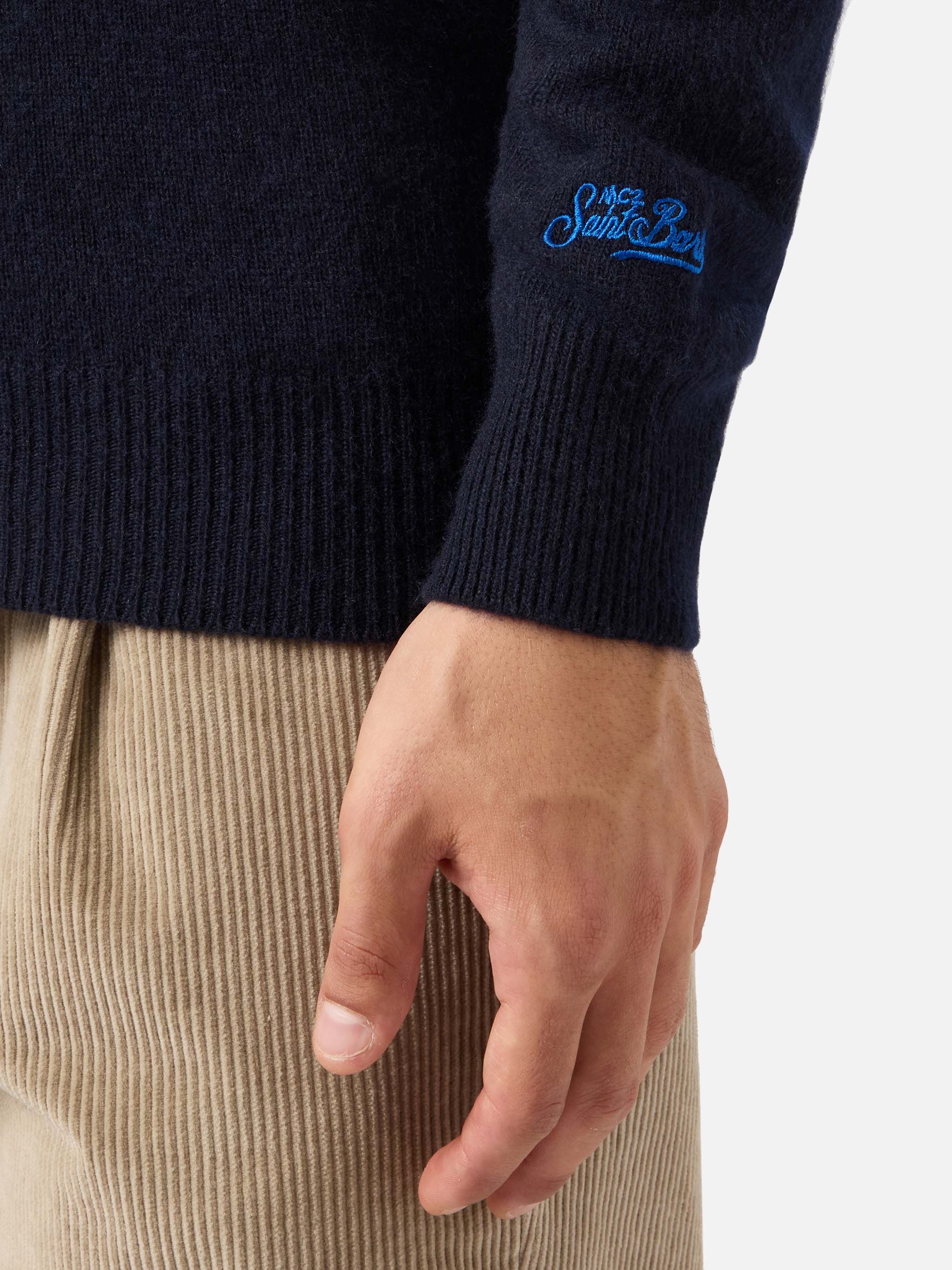 mc2-saint-barth-heron-maglione-girocollo-uomo-blu-misto-cashmere-ricamo-apres-sk image 2