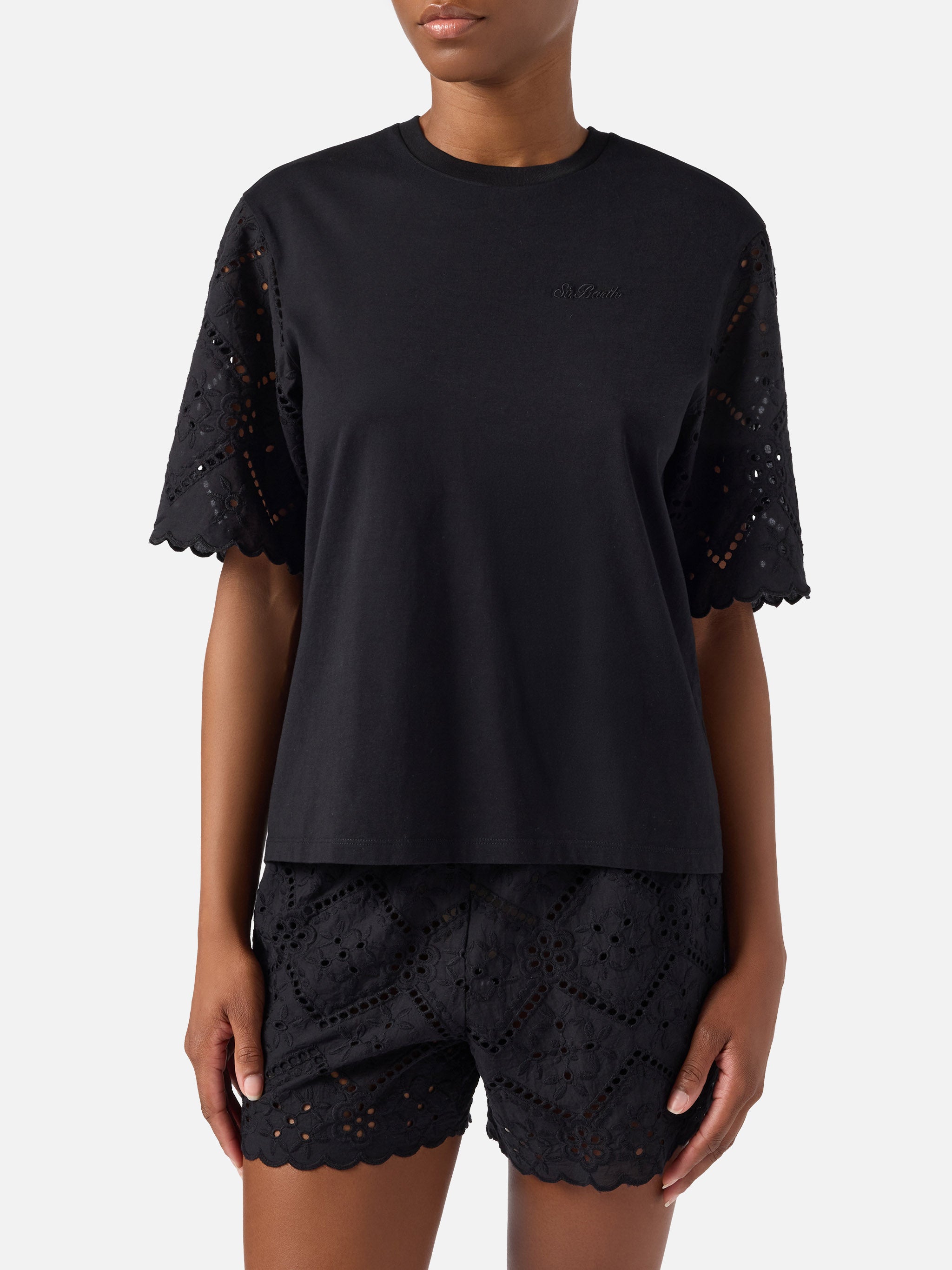 mc2-saint-barth-maisa-msa0002-t-shirt-donna-nera-cotone-con-maniche-sangallo image 2