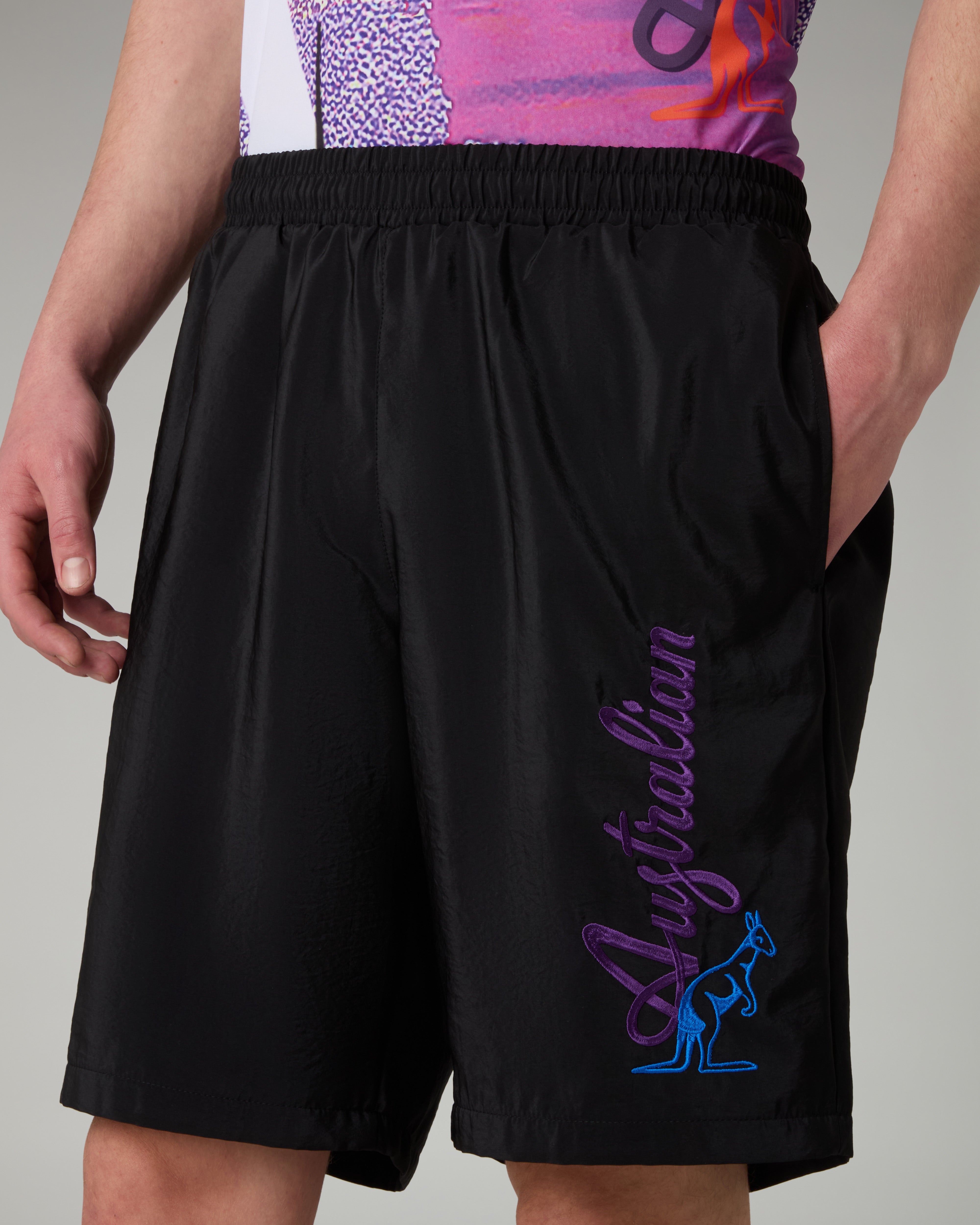 australian-goran-short-shorts-in-tessuto-antibes-stropicciato image 4
