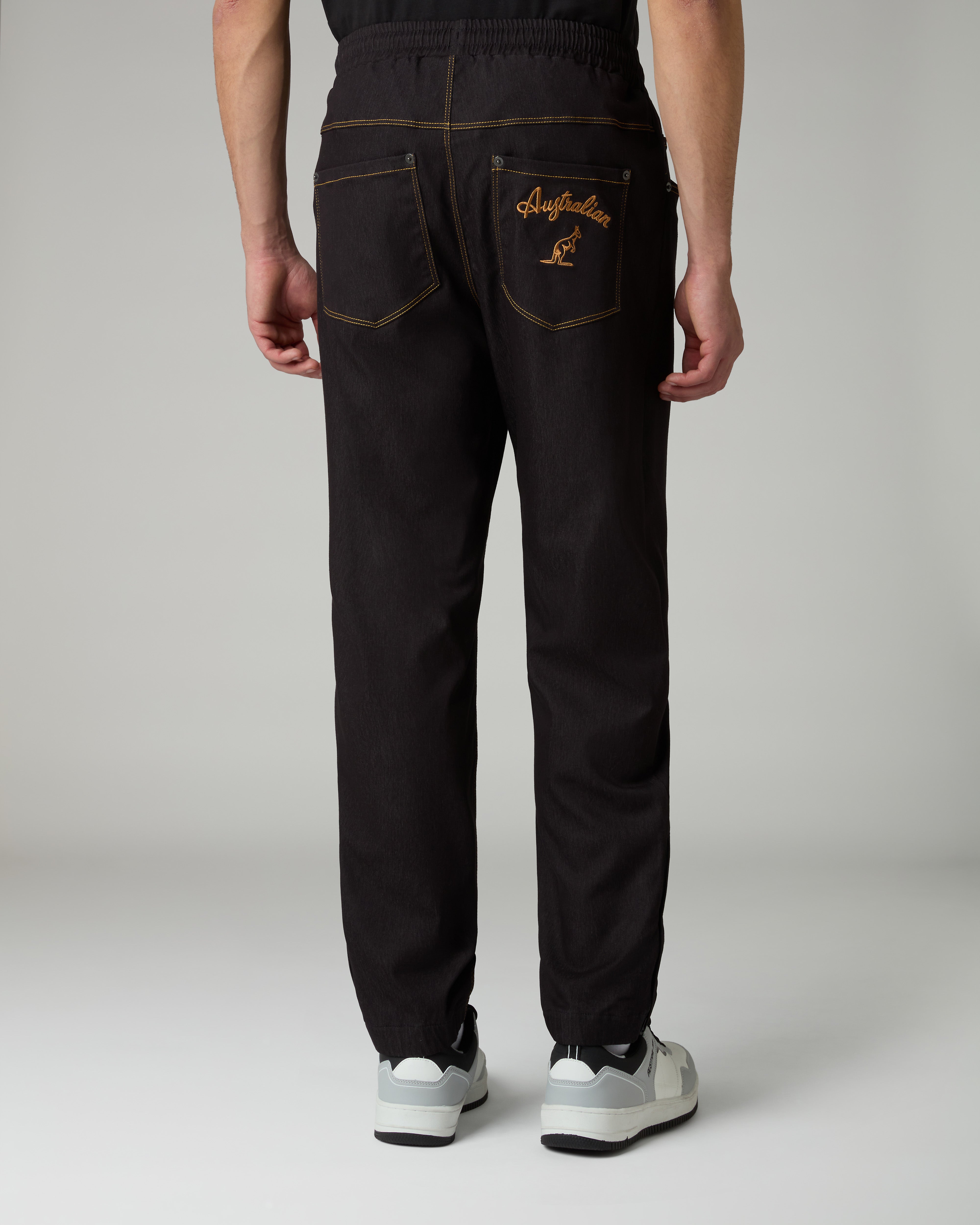 australian-denim-track-pant-archive-pantalone-in-denim-nero image 1
