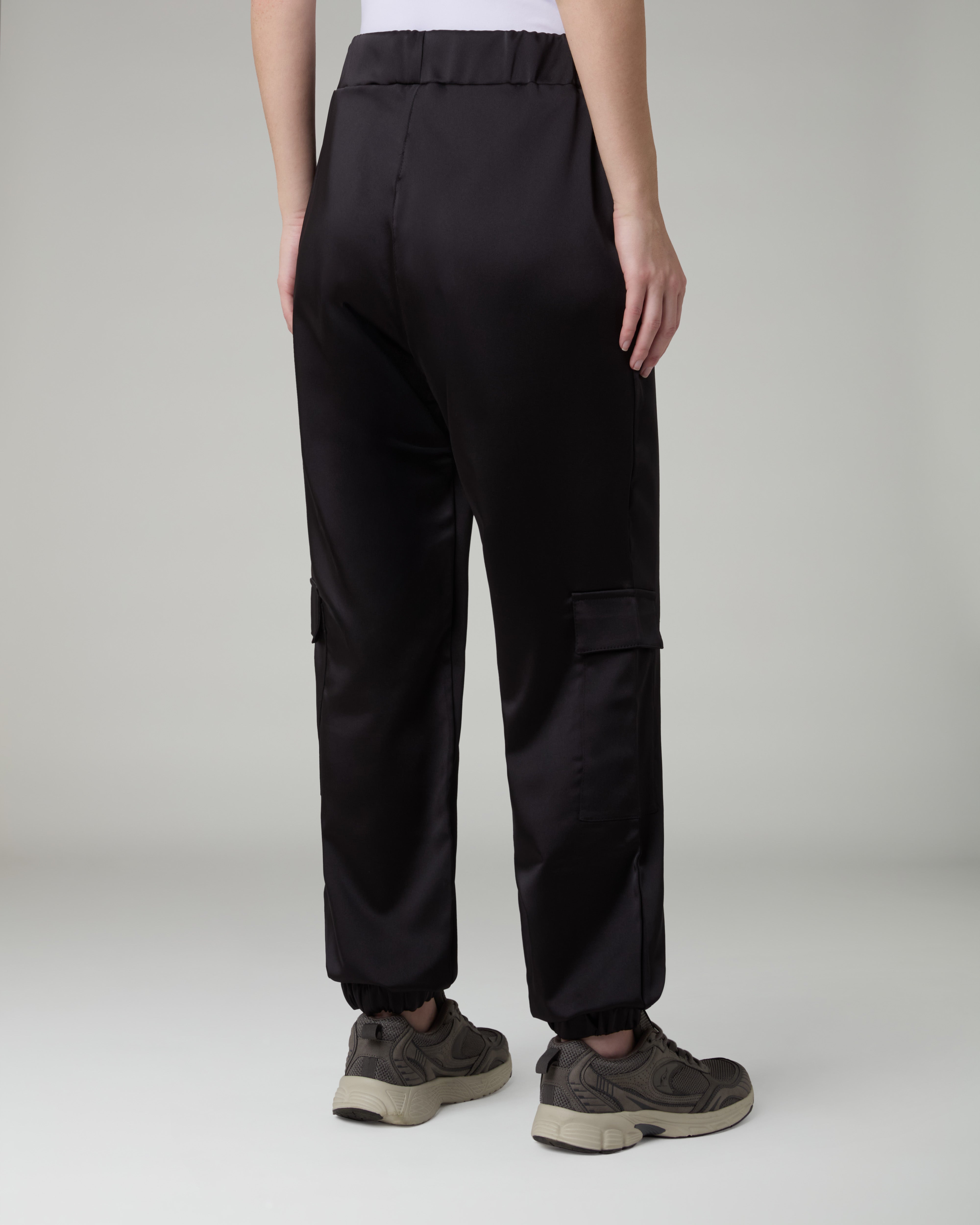 australian-glam-satin-pants-nero-pantalone-cargo-jogger-elasticizzato image 3
