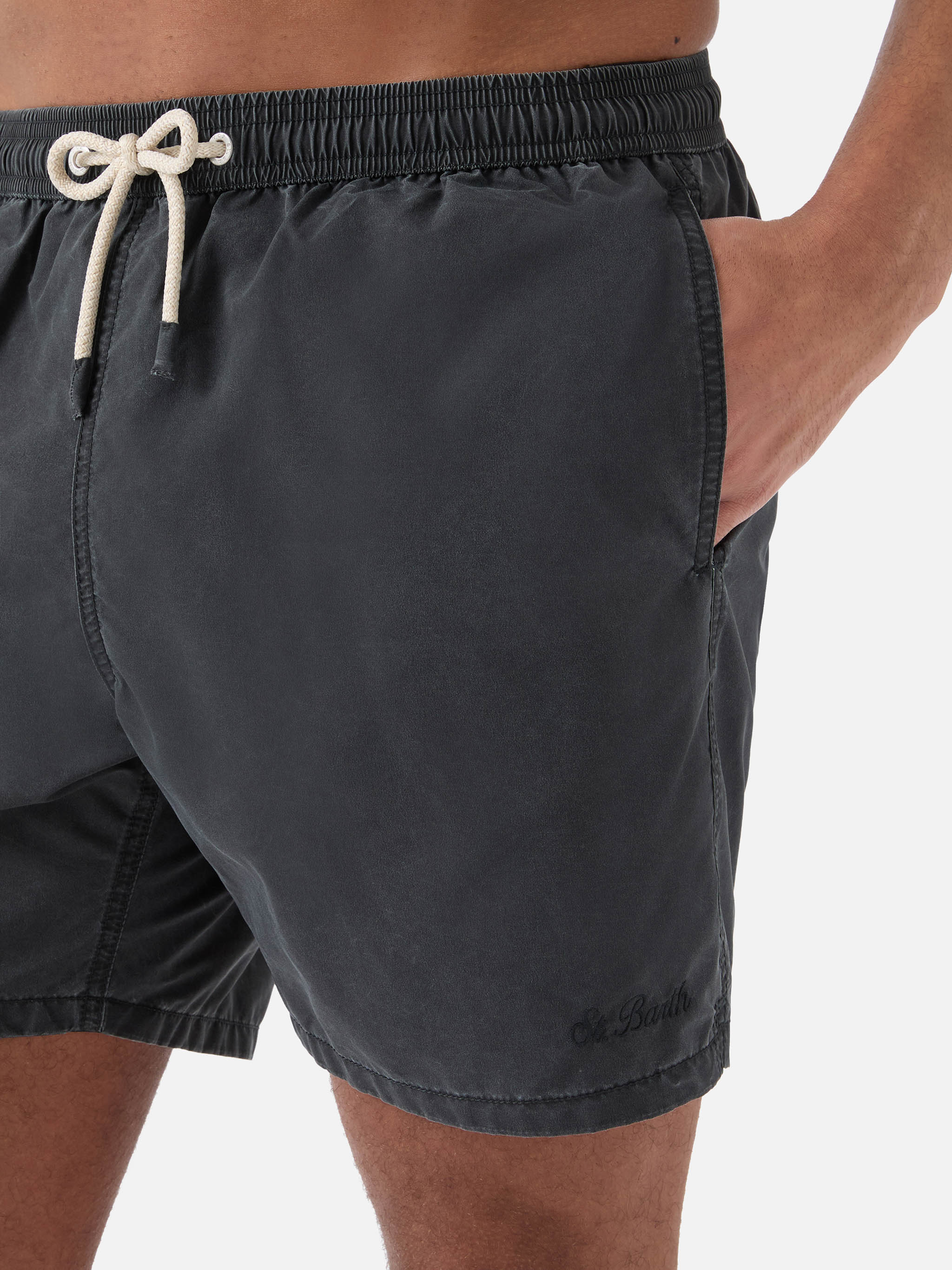 mc2-saint-barth-patmos-costume-mare-uomo-nero-effetto-used-con-ricamo-logo image 4