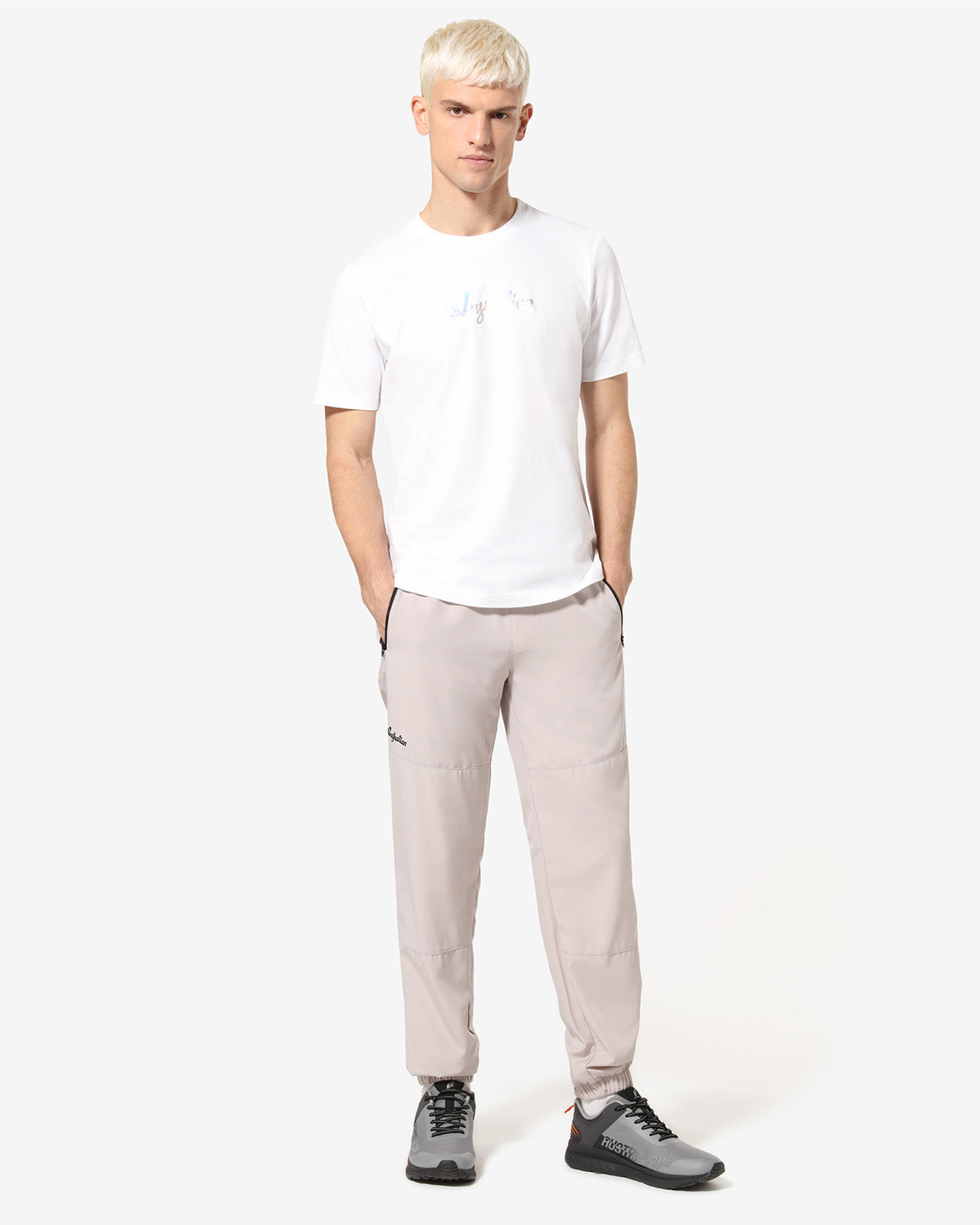 australian-urban-t-shirt-in-cotone-bianco-logo-olografico image 2