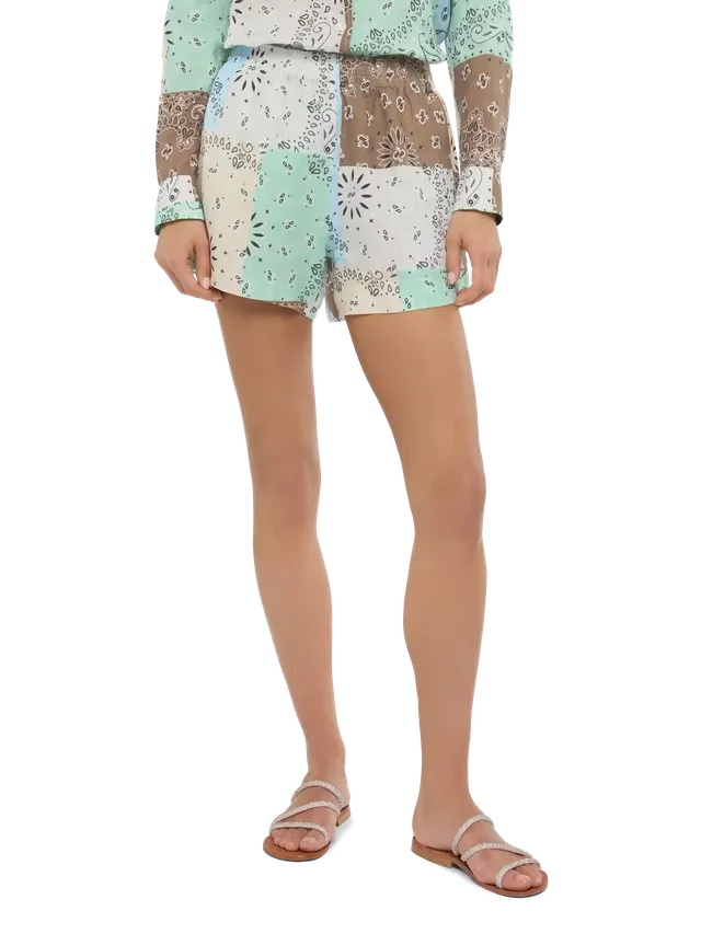 mc2-saint-barth-meave-shorts-donna-in-lino-stampa-bandana-verde-salvia image 1