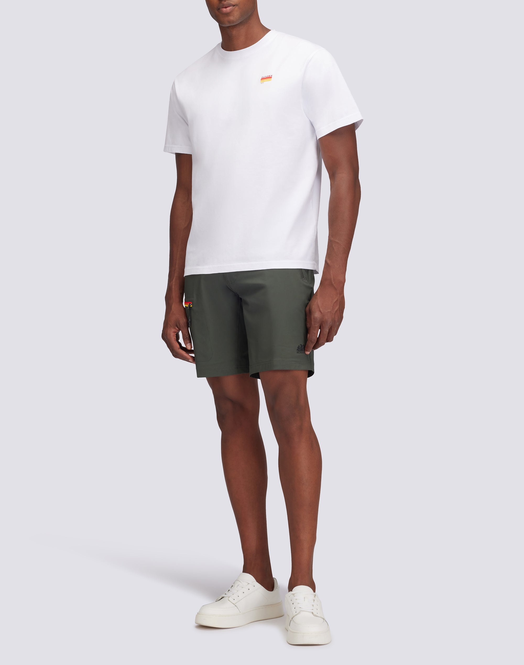 sundek-t-shirt-uomo-con-ricamo-tricolore-cotone-a-mezza-manica image 4